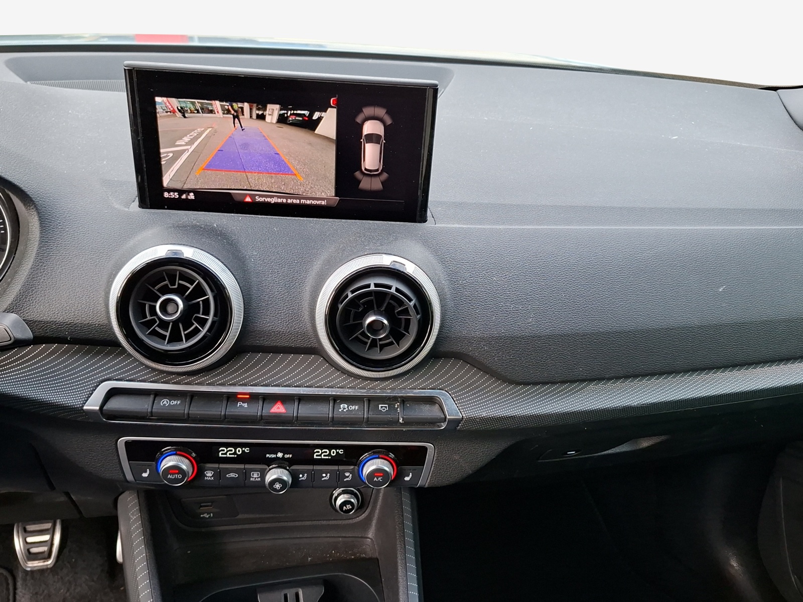 AUDI Q2 35 TFSI S line-image-10