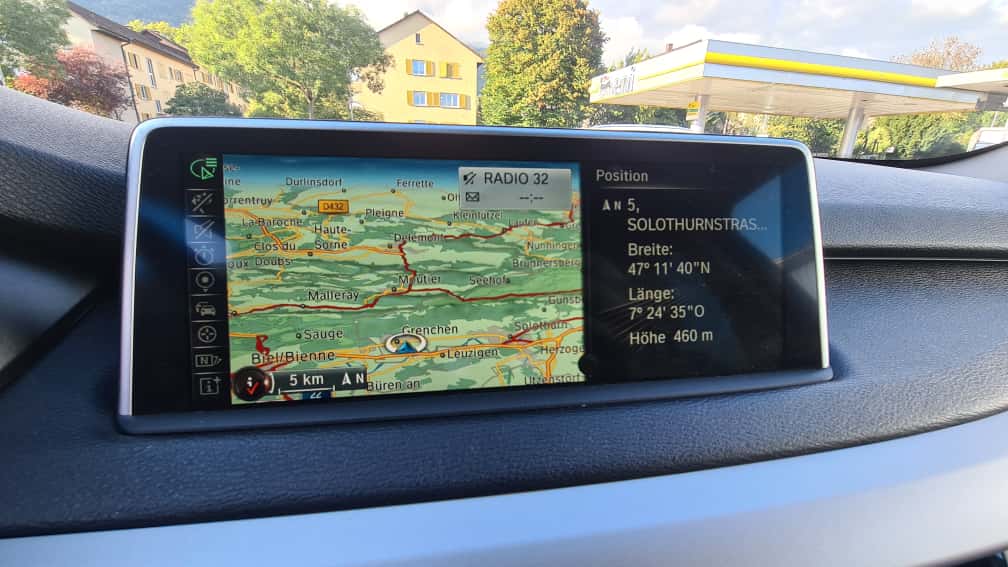 BMW X5 xDrive 30d Steptronic ** 7-Plätzer mit Voll-Leder Ausstattung ** PR-Glasdach ** AHK **-image-8
