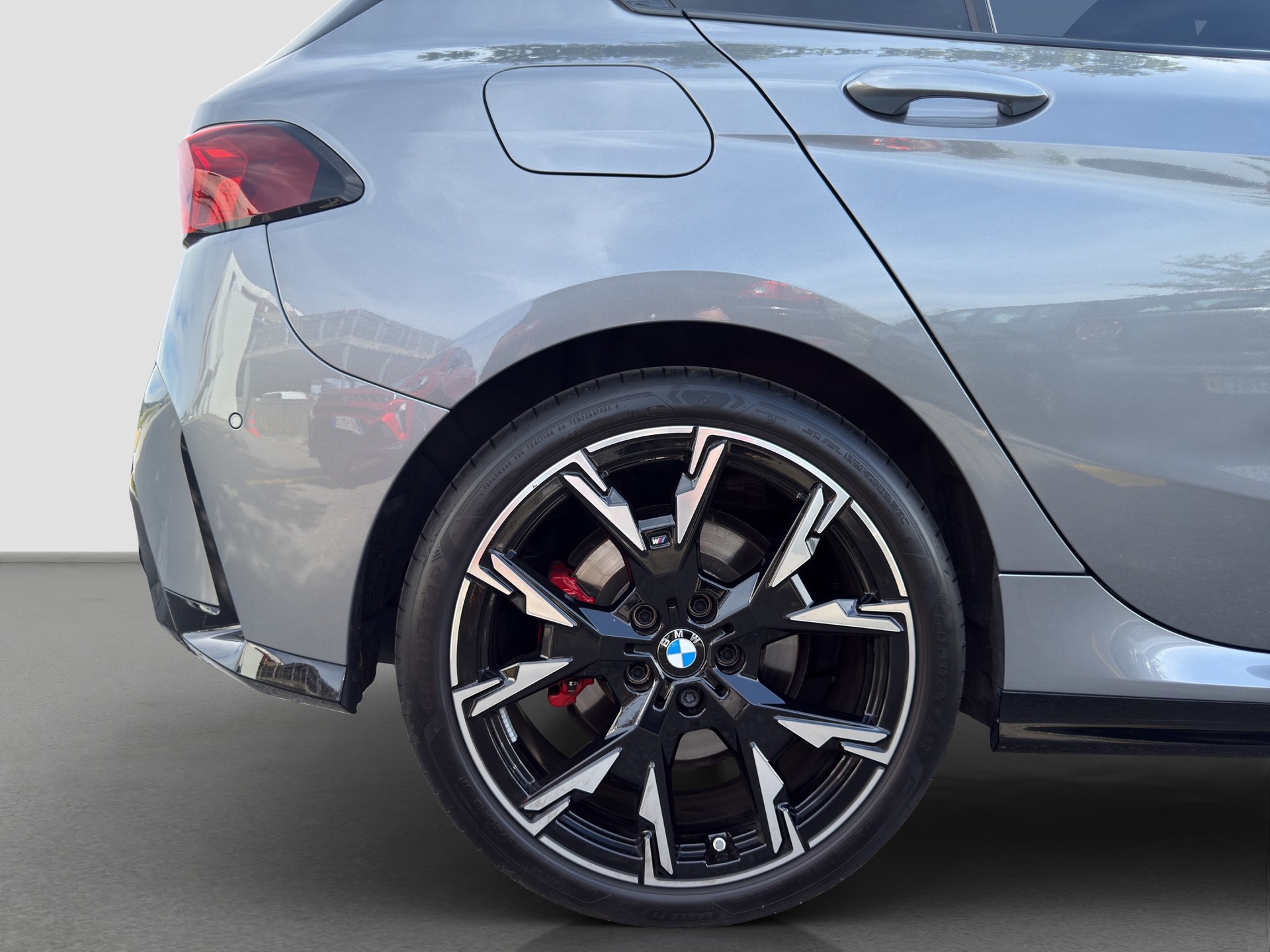 BMW 118d Steptronic M Sport-image-8