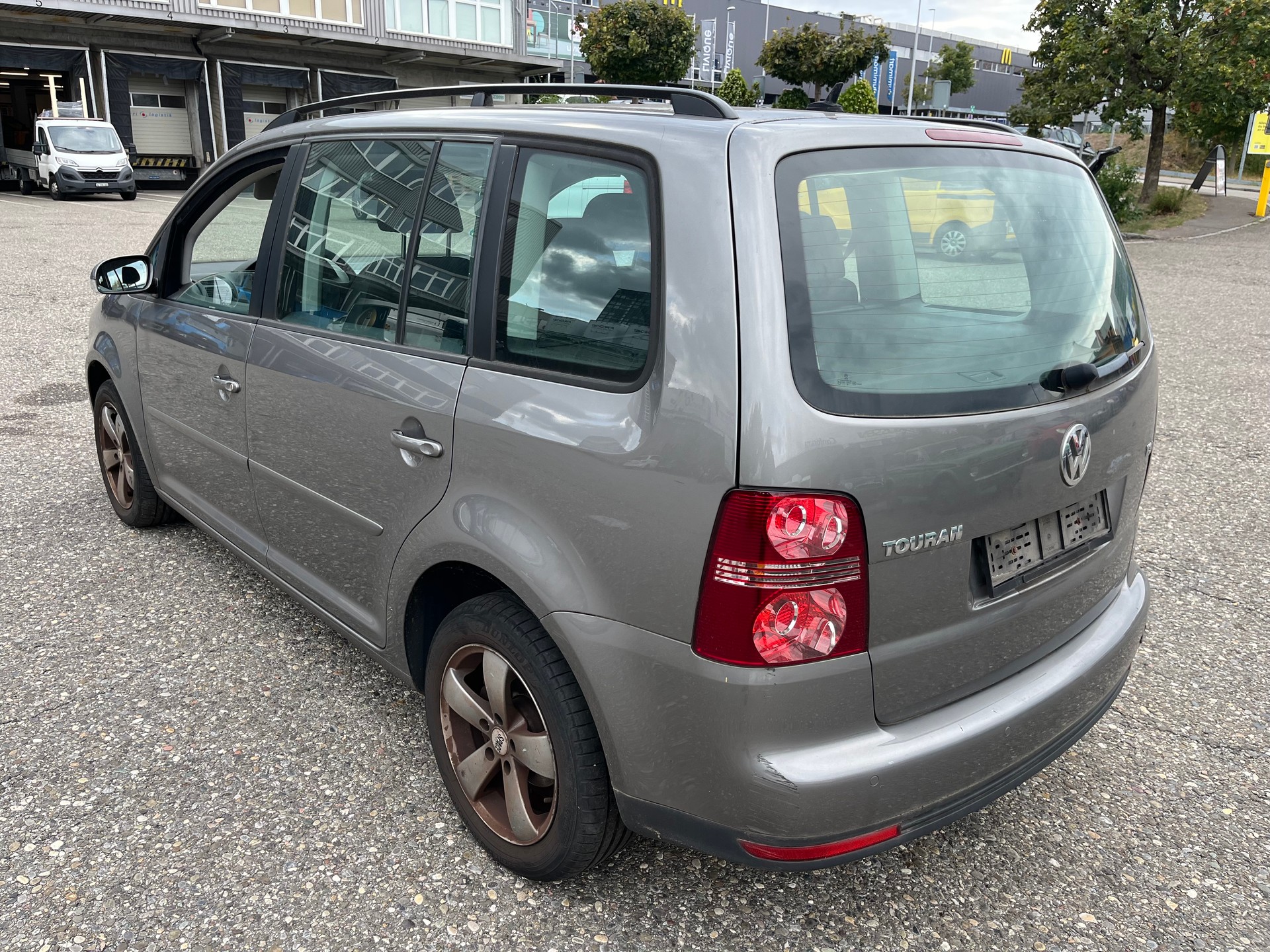 VW Touran 1.4 TSI Conceptline-image-3