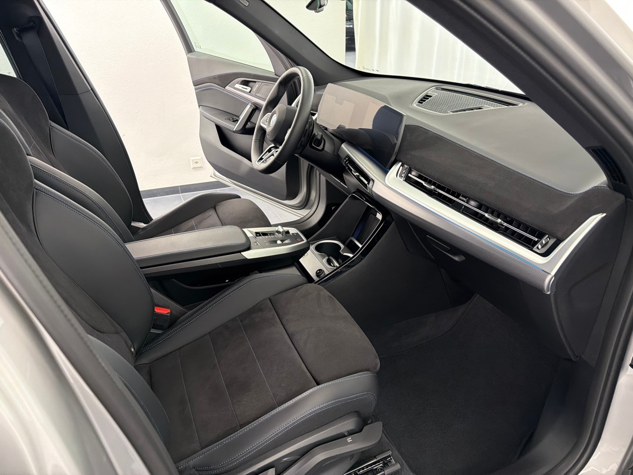 BMW X1 sDrive 18i M Sport-image-8