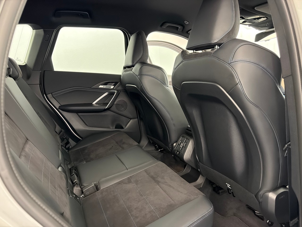 BMW X1 sDrive 18i M Sport-image-7