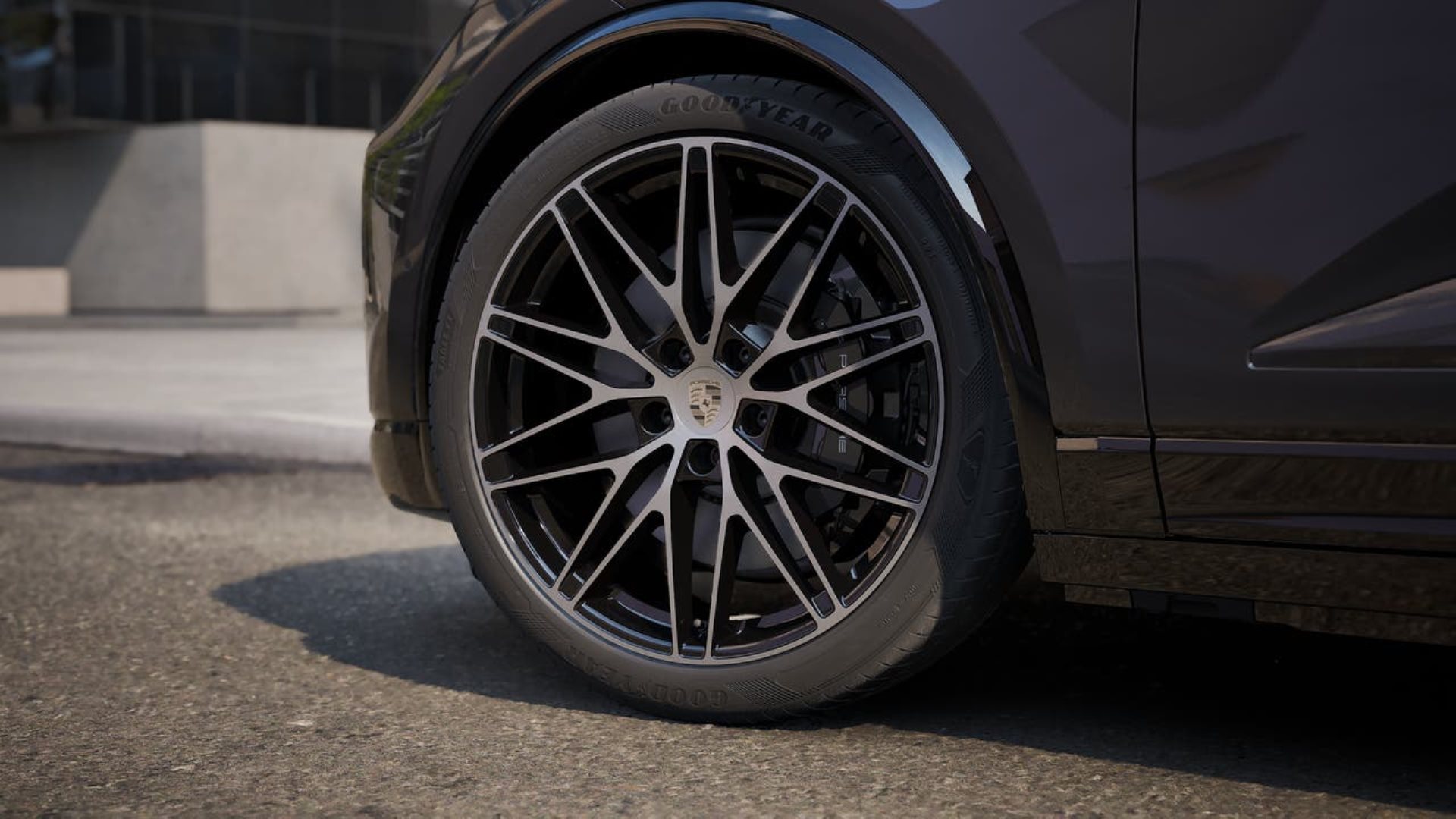 PORSCHE Macan Turbo-image-9