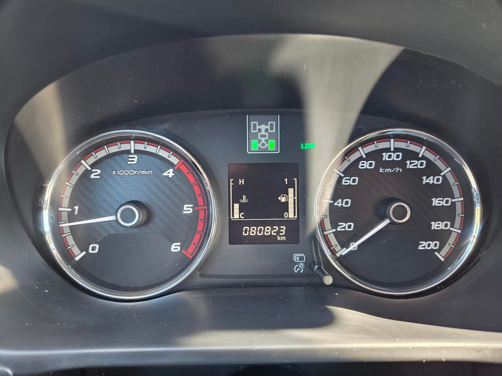 MITSUBISHI L 200 2.4 DID HP-image-7