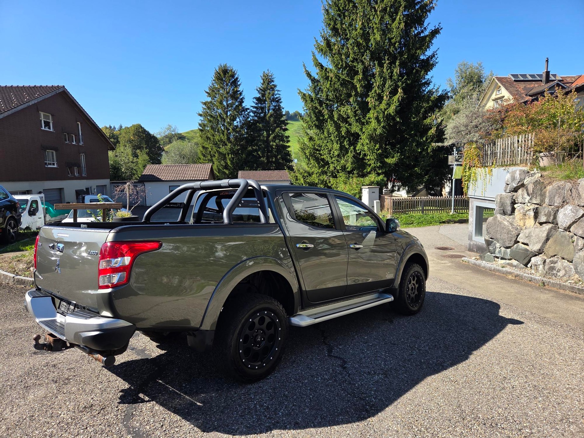 MITSUBISHI L 200 2.4 DID HP-image-2