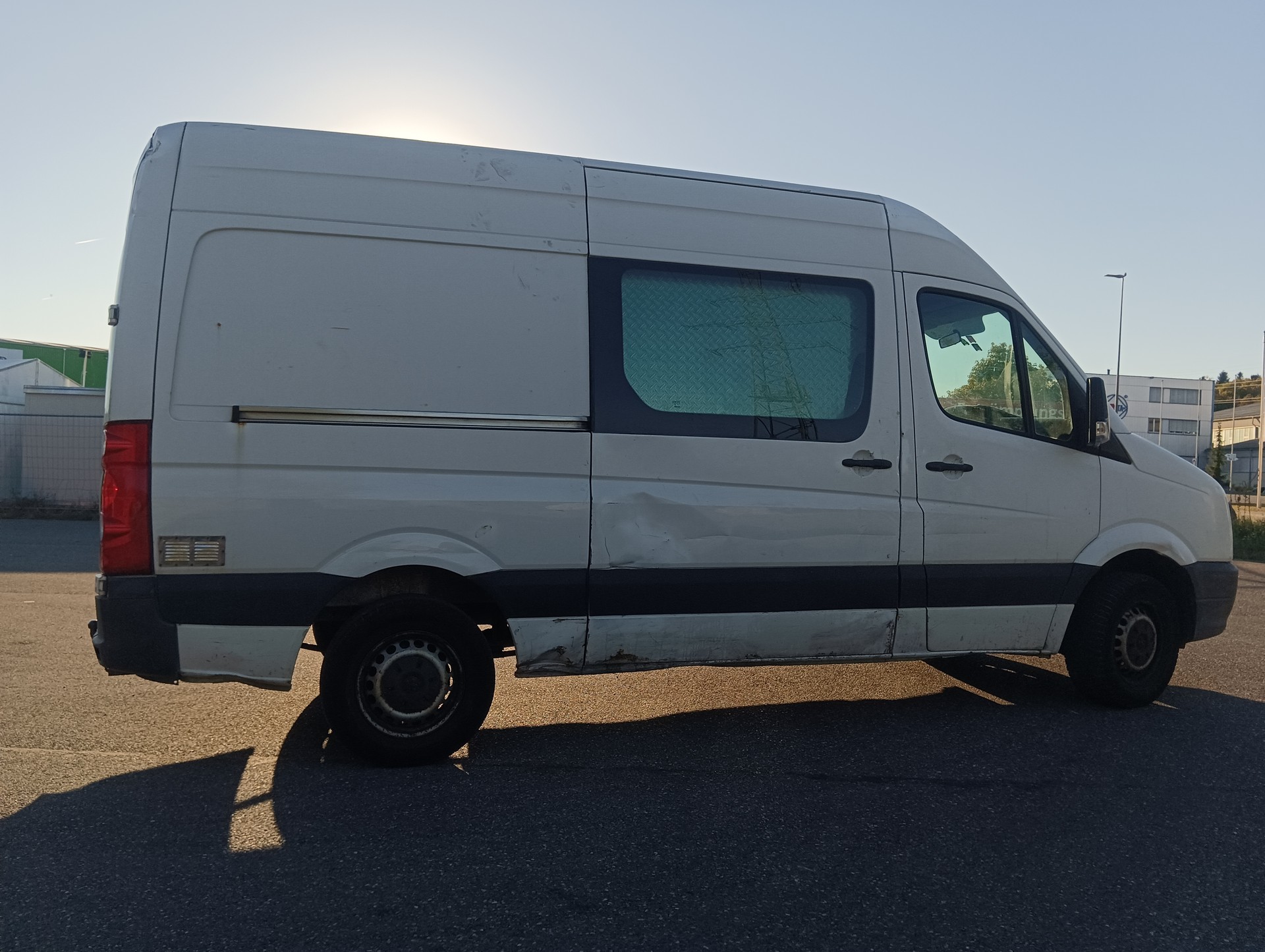 VW Crafter 35 2.0 TDI CR-image-2