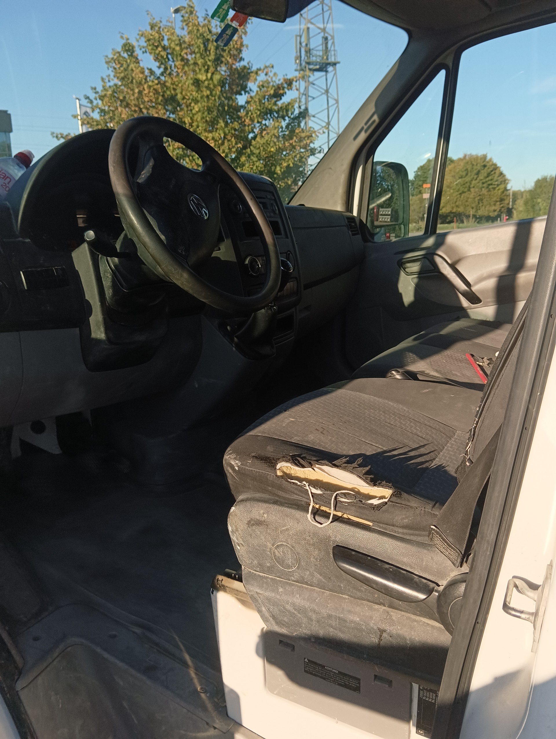 VW Crafter 35 2.0 TDI CR-image-6