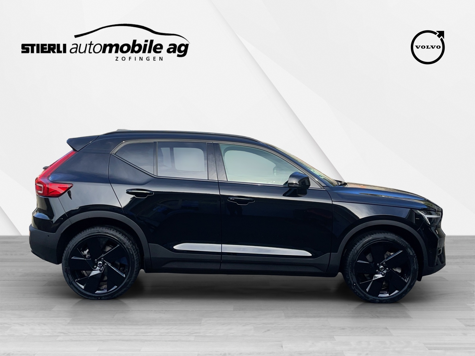 VOLVO EX40 Twin Black Edition AWD-image-3