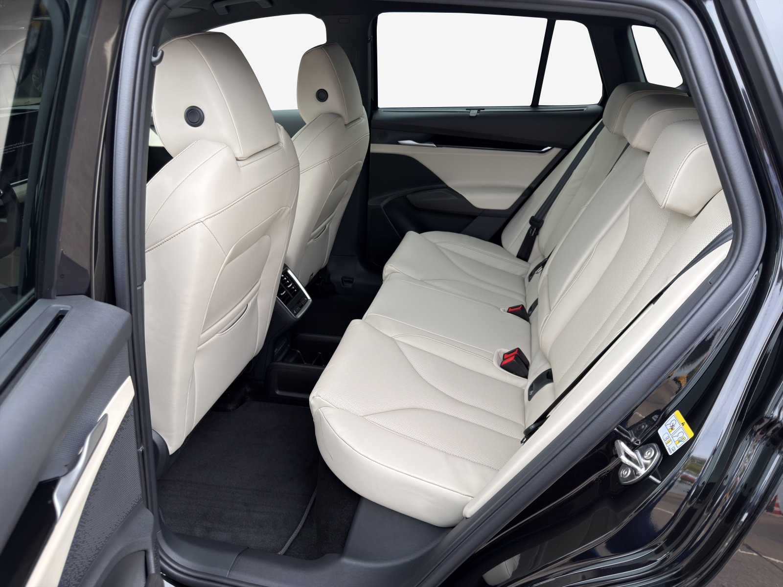 SKODA Elroq Selection 85 4x4-image-11