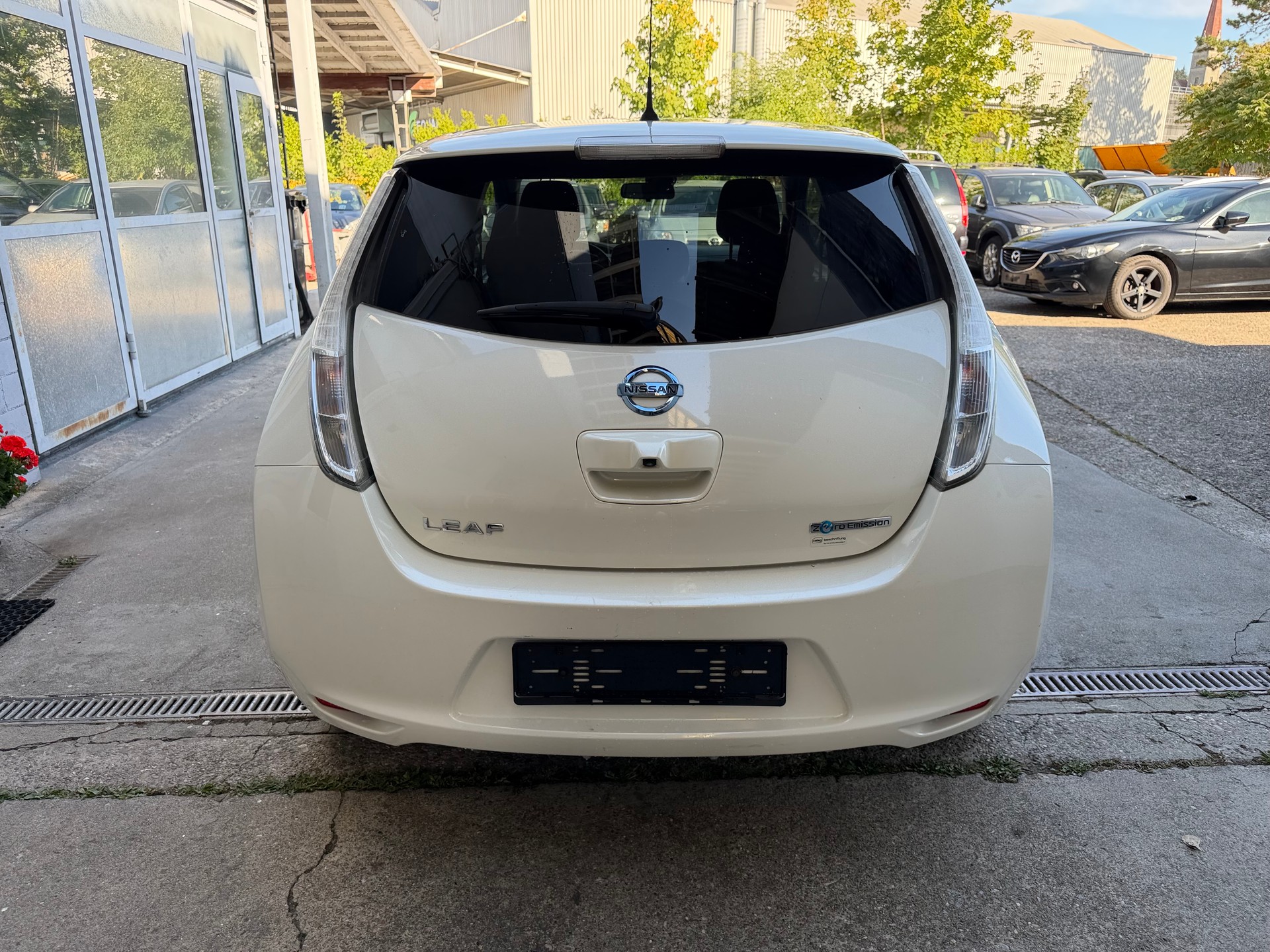 NISSAN Leaf acenta 30kWh (incl battery)-image-3