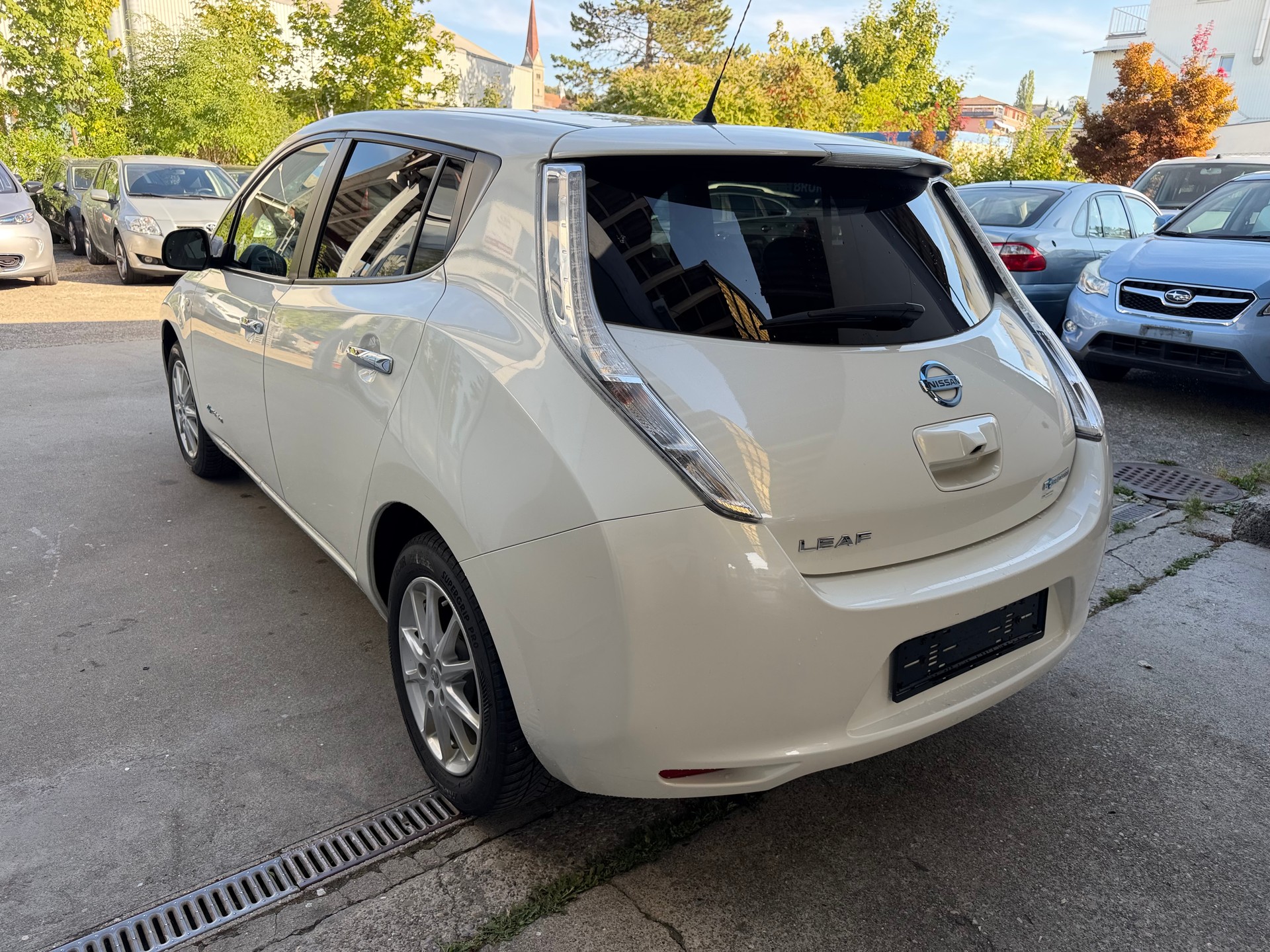 NISSAN Leaf acenta 30kWh (incl battery)-image-4