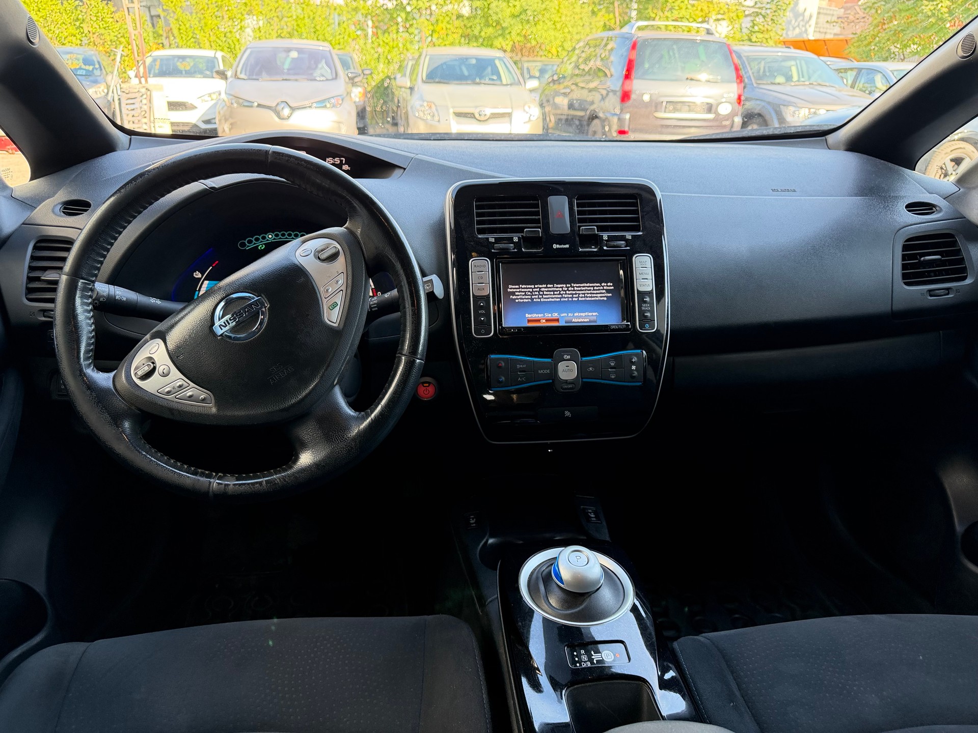 NISSAN Leaf acenta 30kWh (incl battery)-image-6