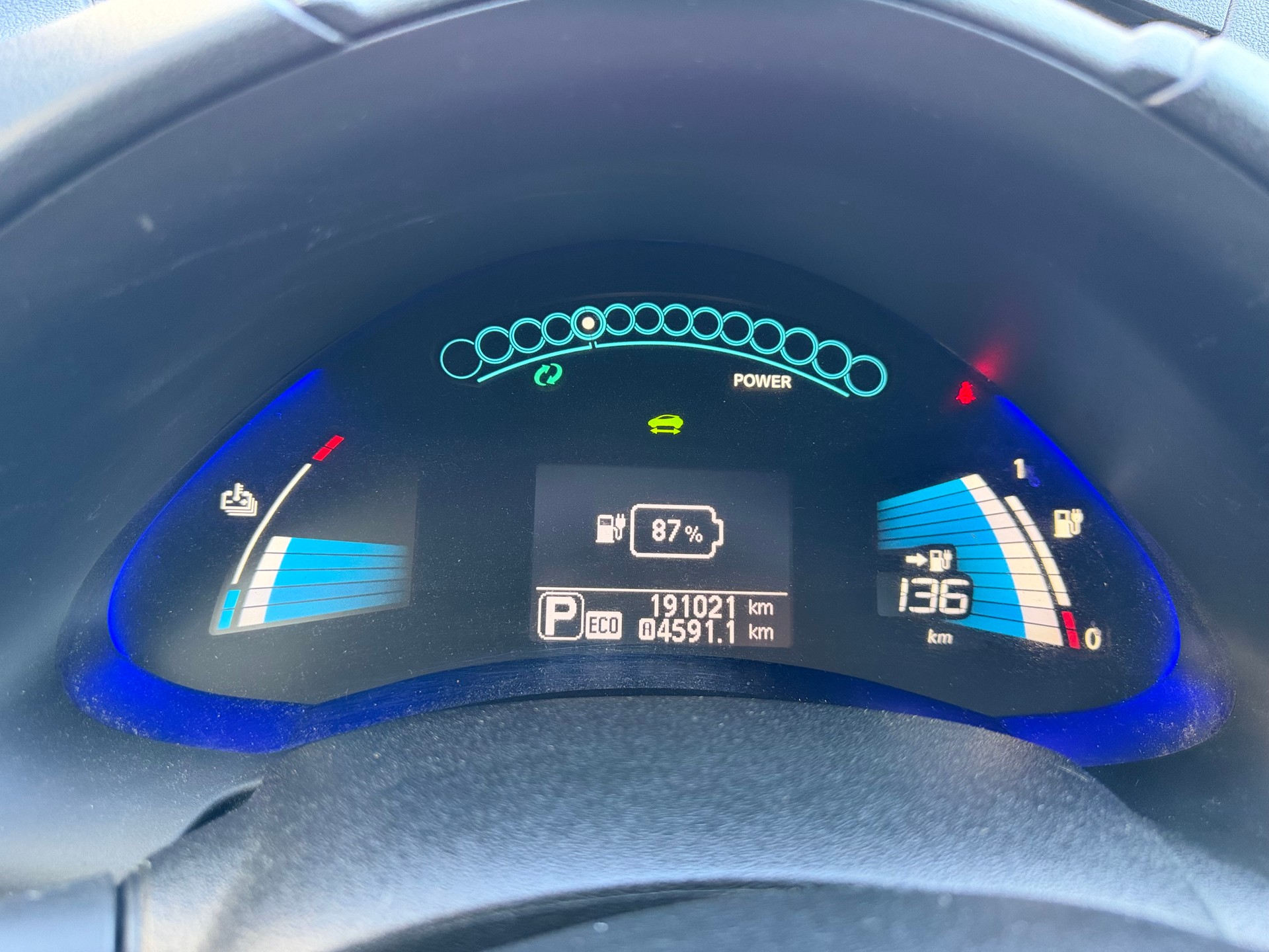 NISSAN Leaf acenta 30kWh (incl battery)-image-12
