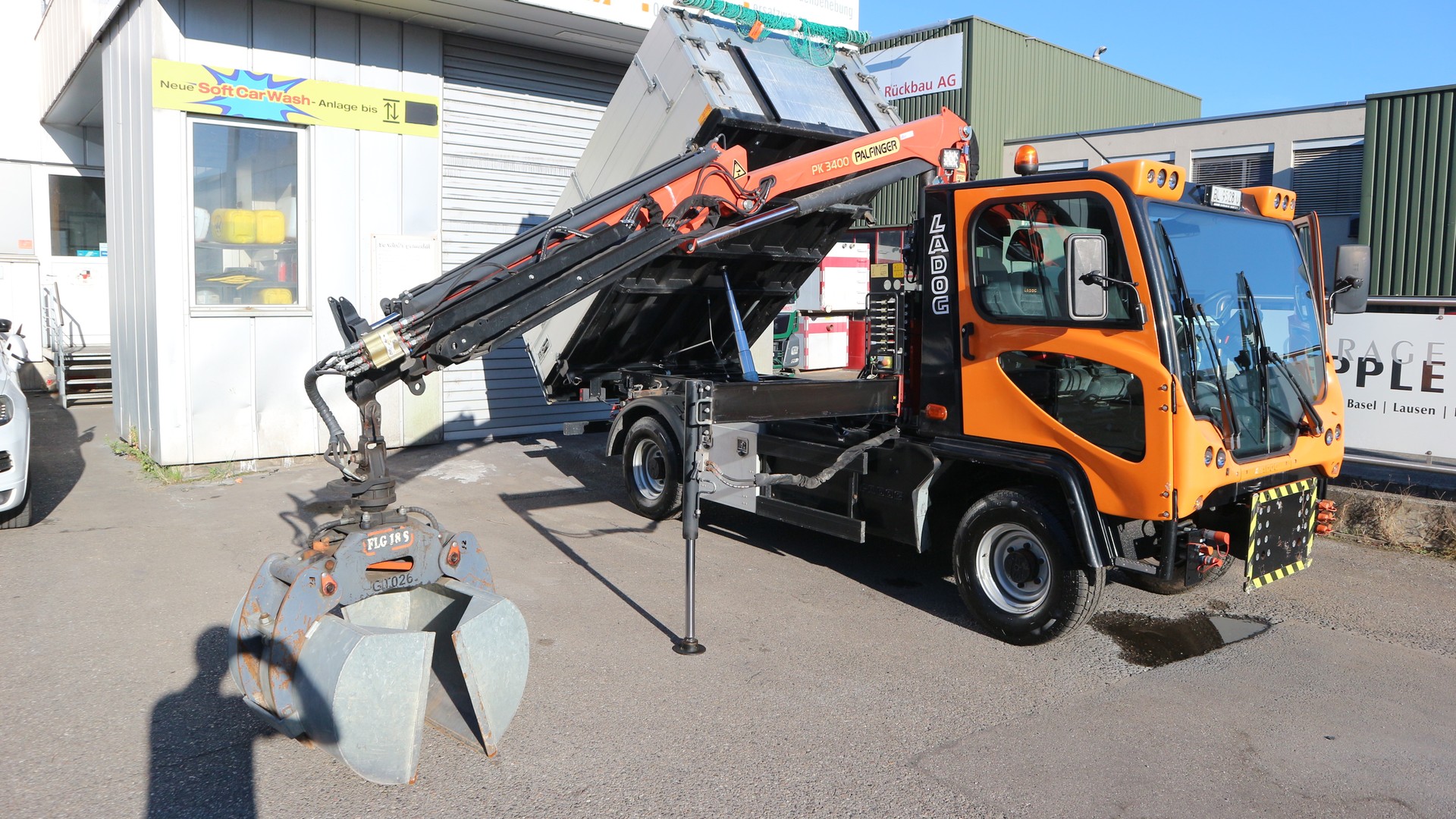 LADOG LADOG BUCHER T1700-image-0