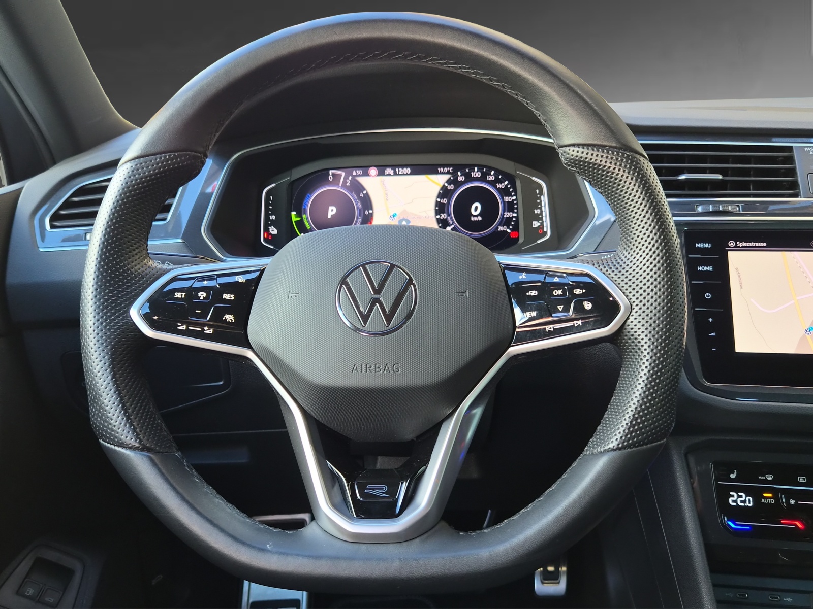 VW Tiguan 1.4TSI PHEV Selection DSG-image-8
