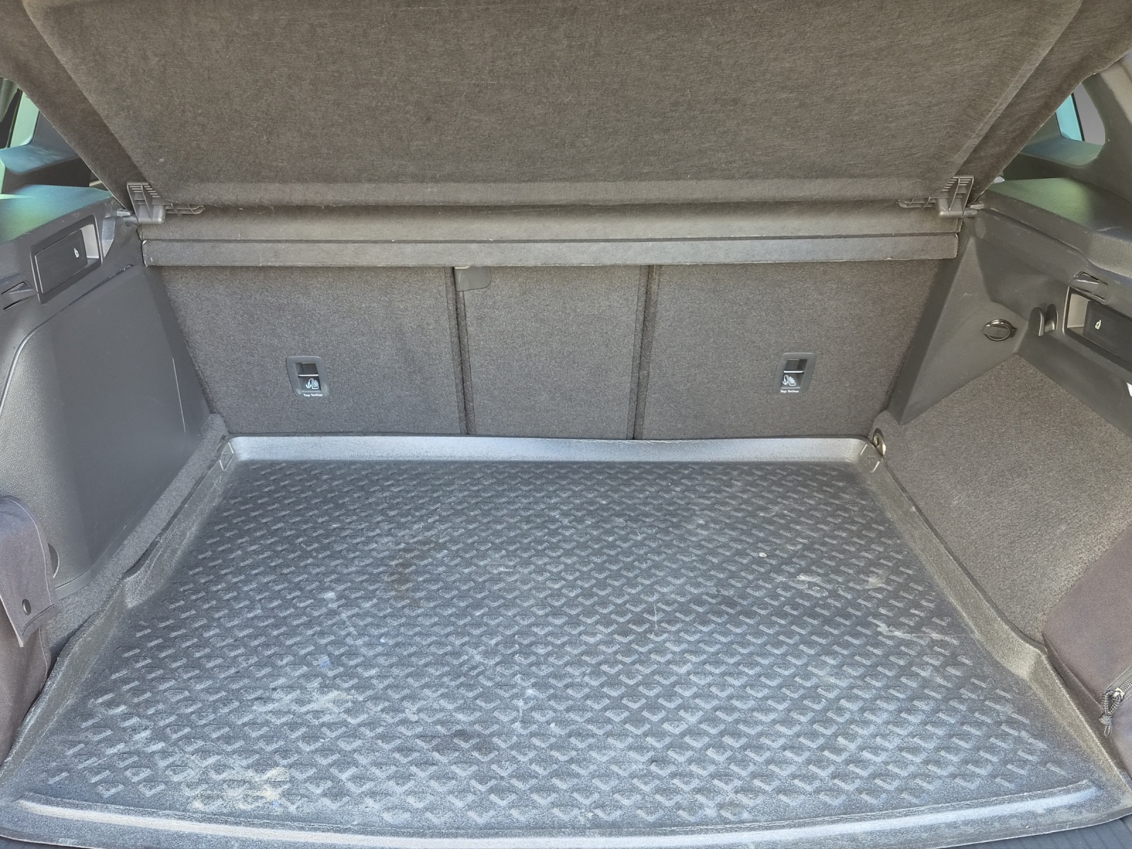 VW Tiguan 1.4TSI PHEV Selection DSG-image-9