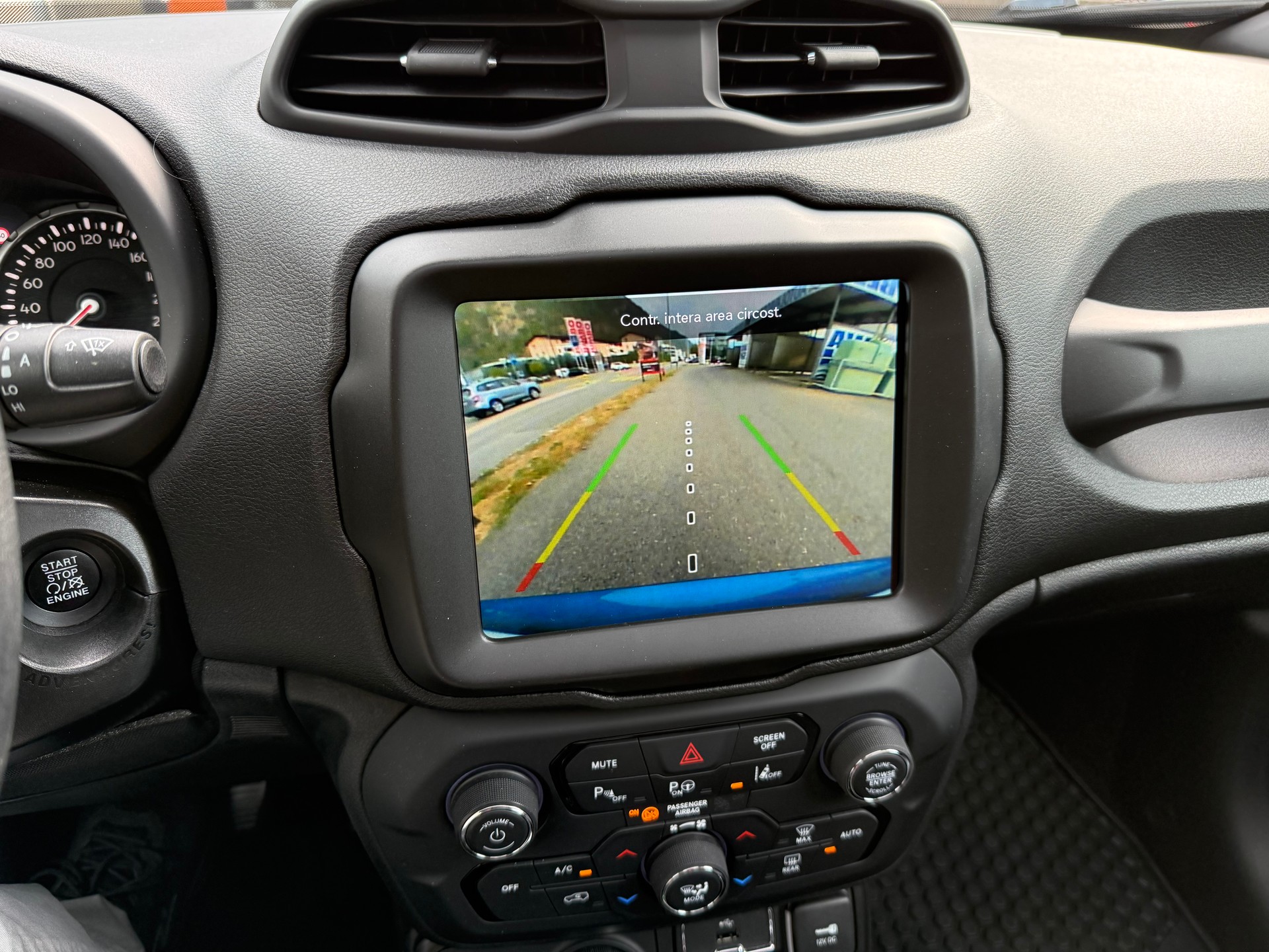 JEEP Renegade 1.3 Turbo Limited AWD-image-10