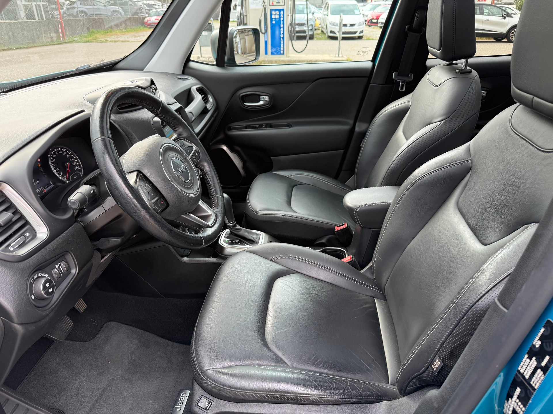 JEEP Renegade 1.3 Turbo Limited AWD-image-7