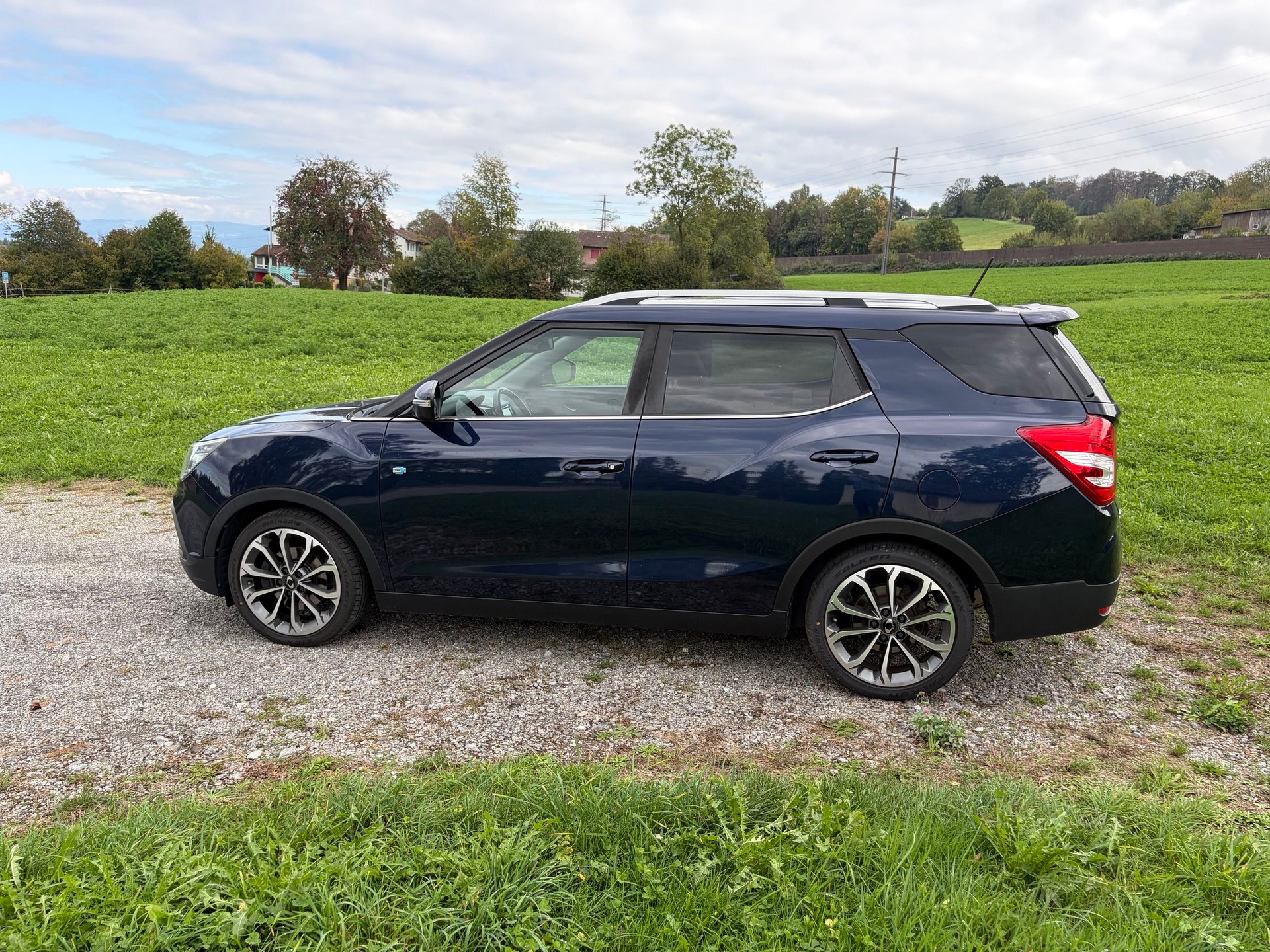 KGM-SsangYong XLV 1.6 eXDi Sapphire 4WD-image-4