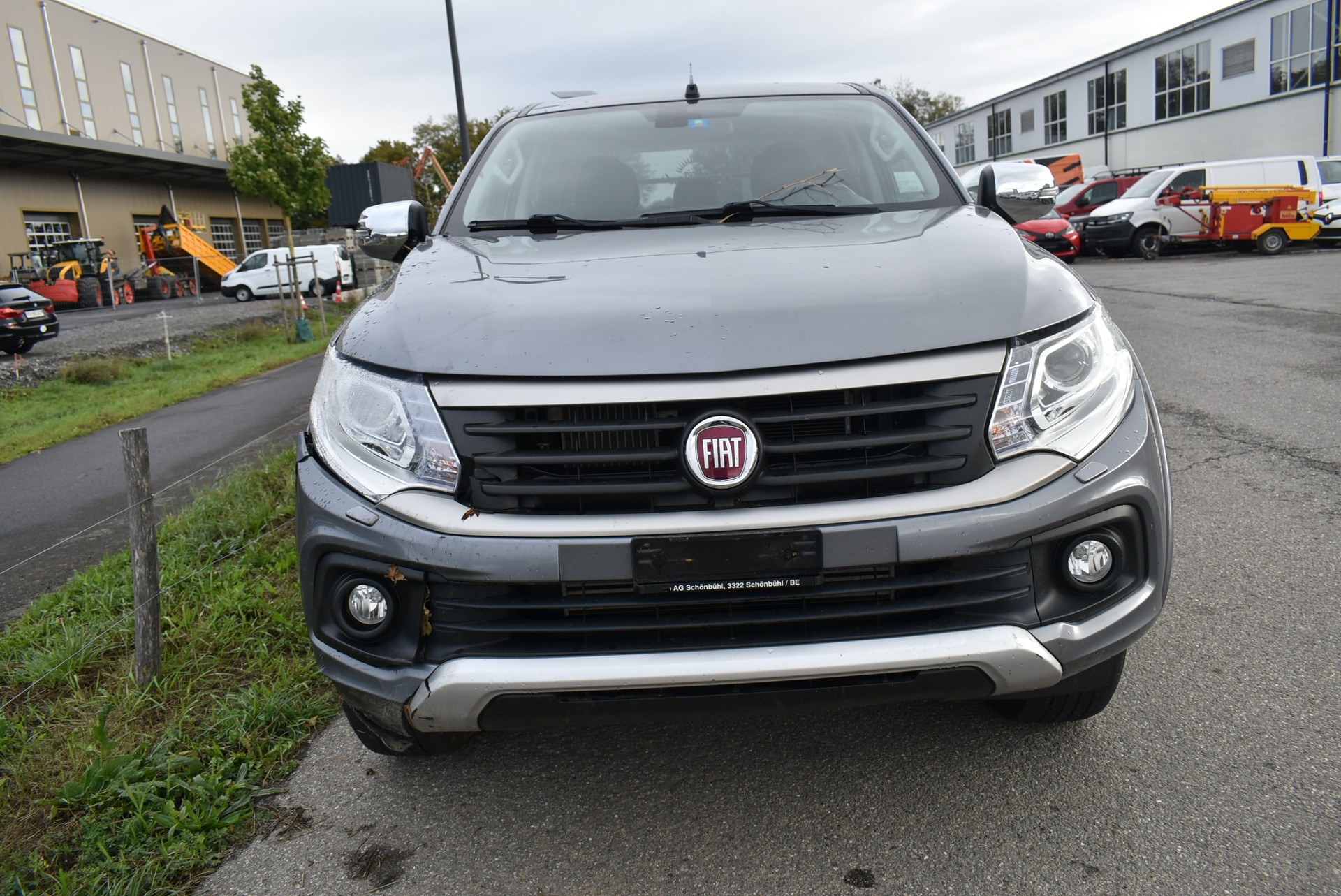 FIAT Fullback LX 2.4 MJ DC Swiss 4WD A-image-7