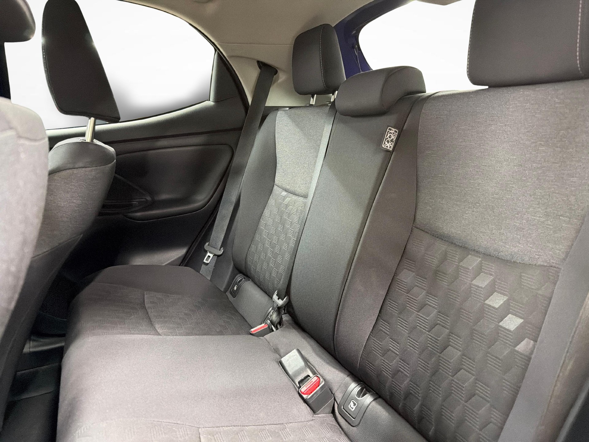 TOYOTA Yaris 1.5 VVT-i HSD Trend-image-10