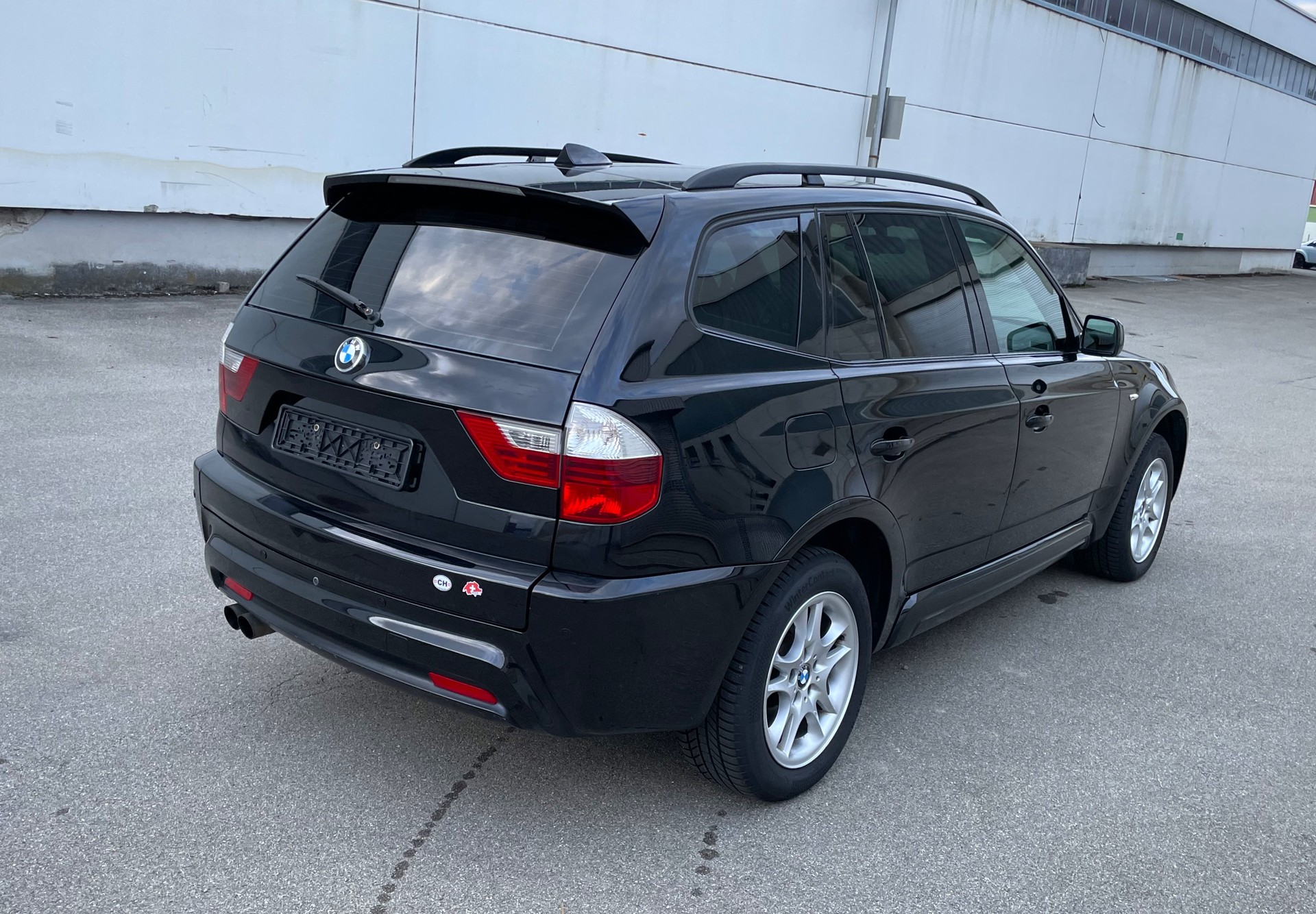 BMW 3.0si / 4x4 (Allrad) / IN TOP-ZUSTAND / M-Paket / 272 PS / GEPFLEGT / 6-Gang-Schaltung / Noch Mfk-image-2