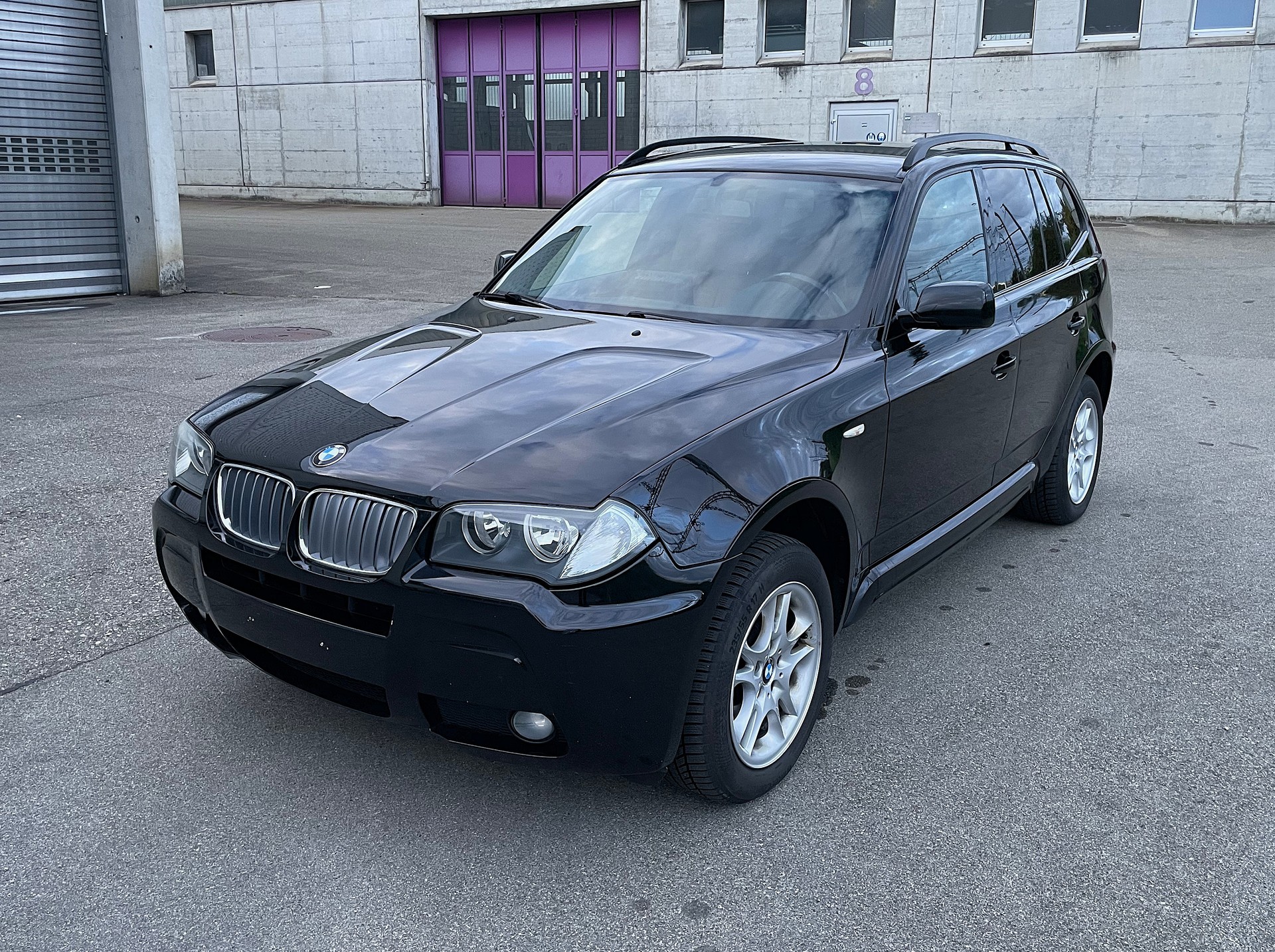 BMW 3.0si / 4x4 (Allrad) / IN TOP-ZUSTAND / M-Paket / 272 PS / GEPFLEGT / 6-Gang-Schaltung / Noch Mfk-image-0