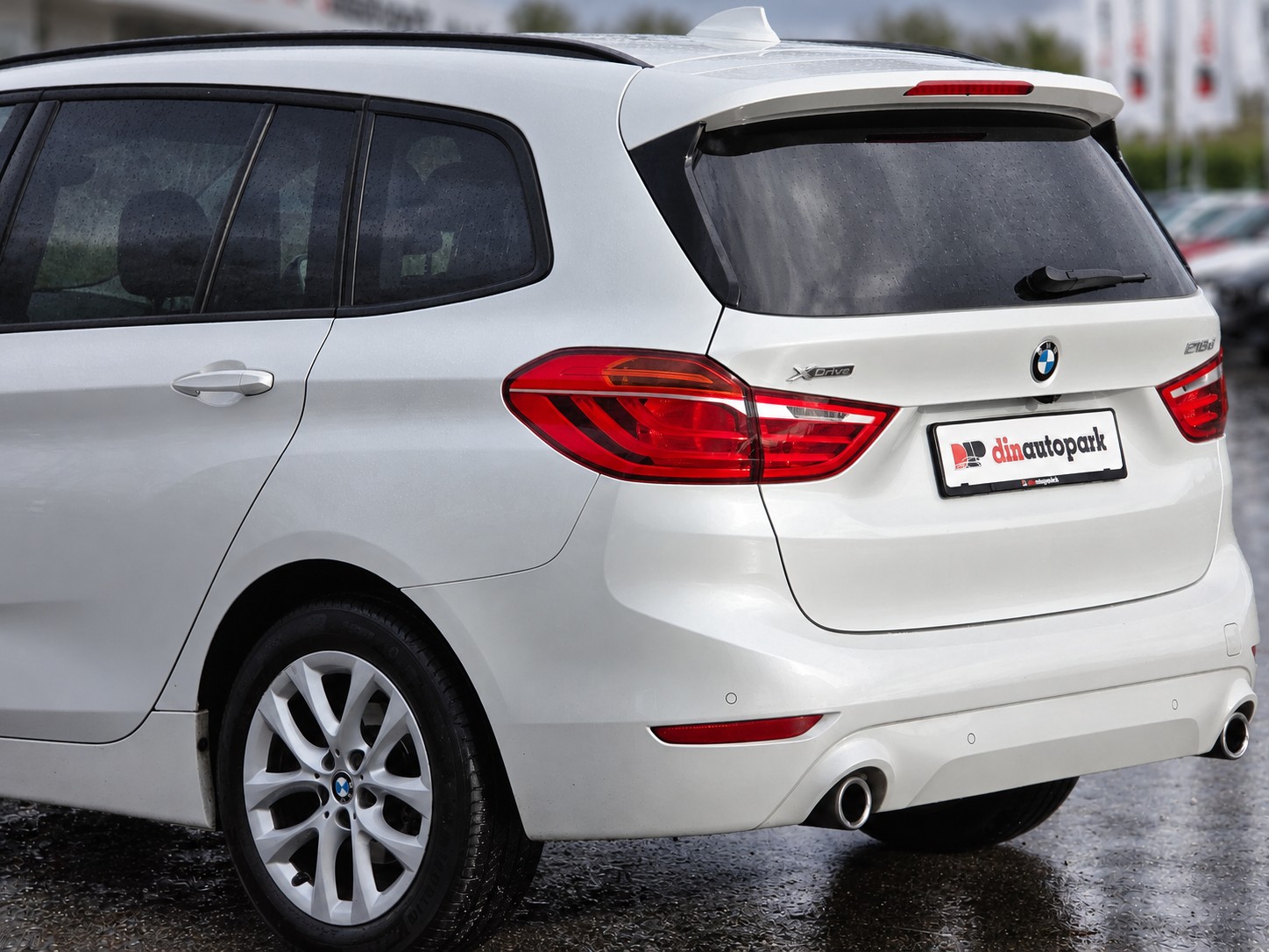 BMW 218d xDrive Gran Tourer Steptronic * CH-Fahrzeug * ab MFK *-image-6