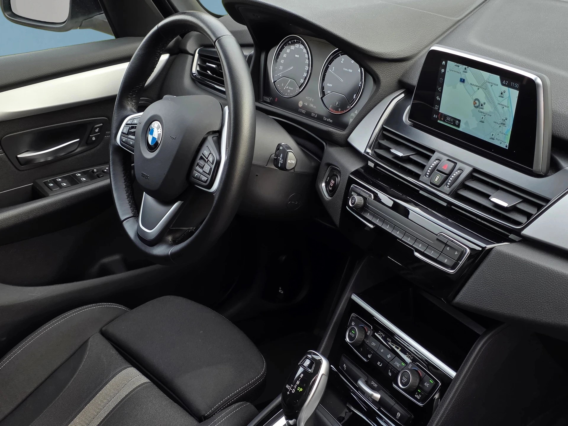 BMW 218d xDrive Gran Tourer Steptronic * CH-Fahrzeug * ab MFK *-image-19