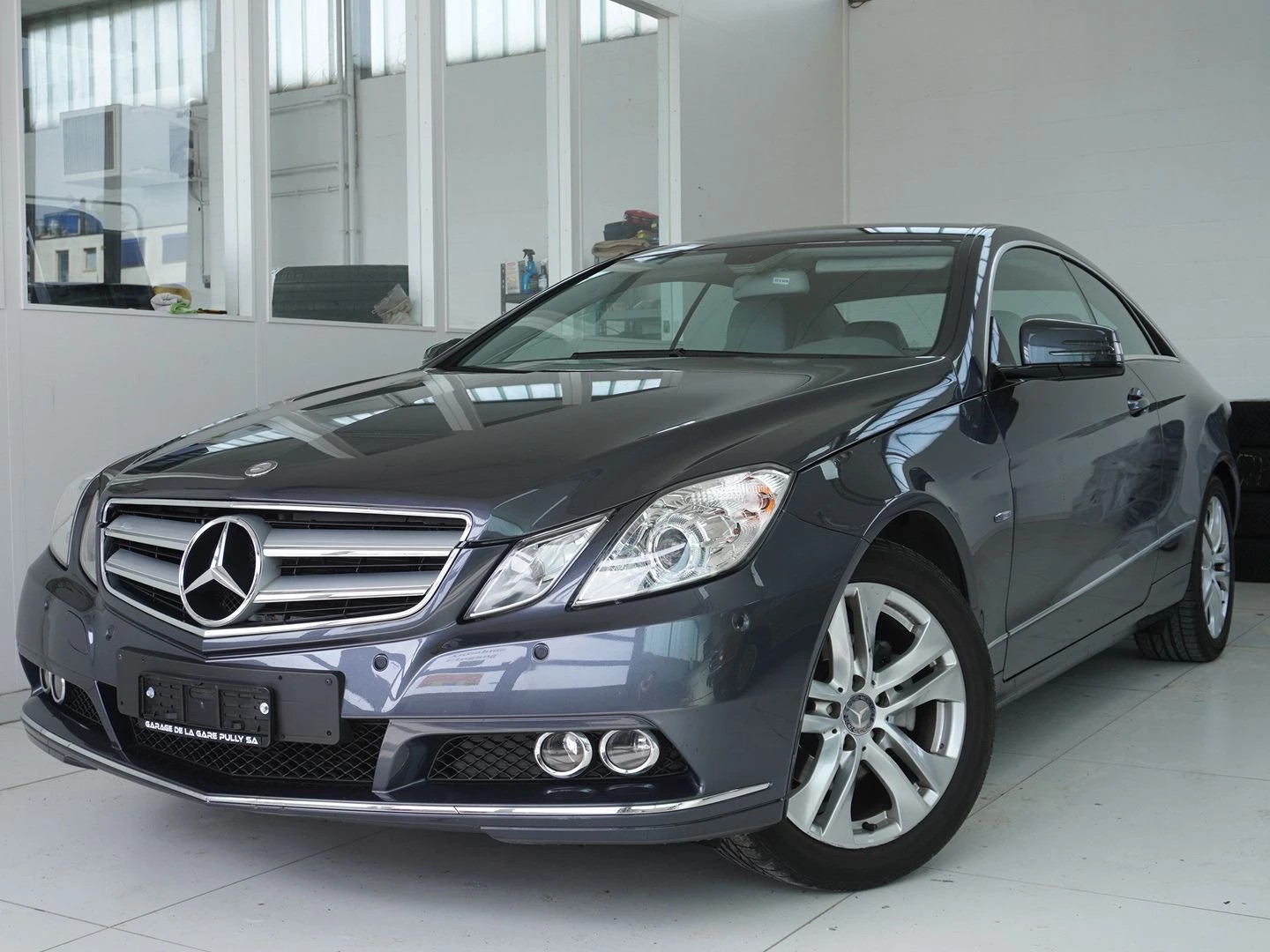 MERCEDES-BENZ E 250 CGI BlueEfficiency Automatic