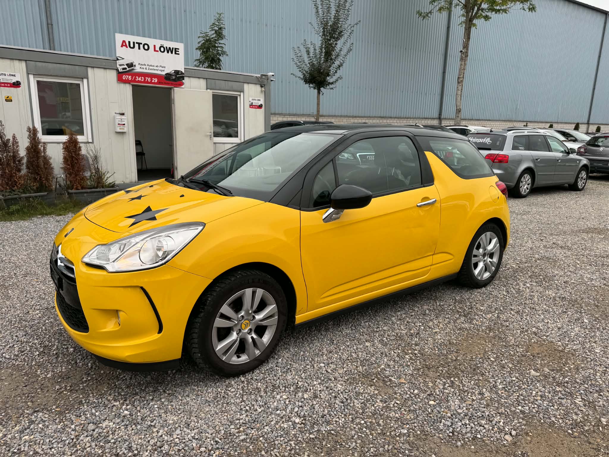 Car photo