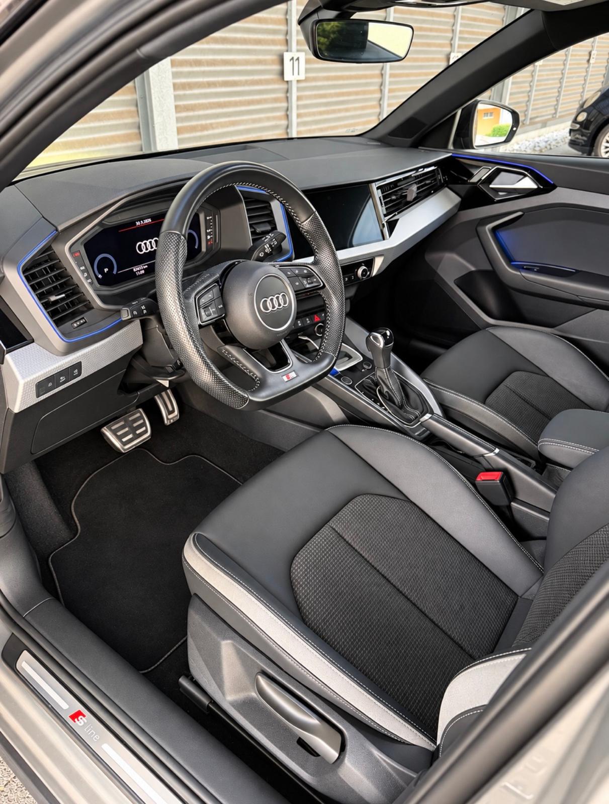 AUDI 2.0 40 TFSI S Line S-Tronic-image-2