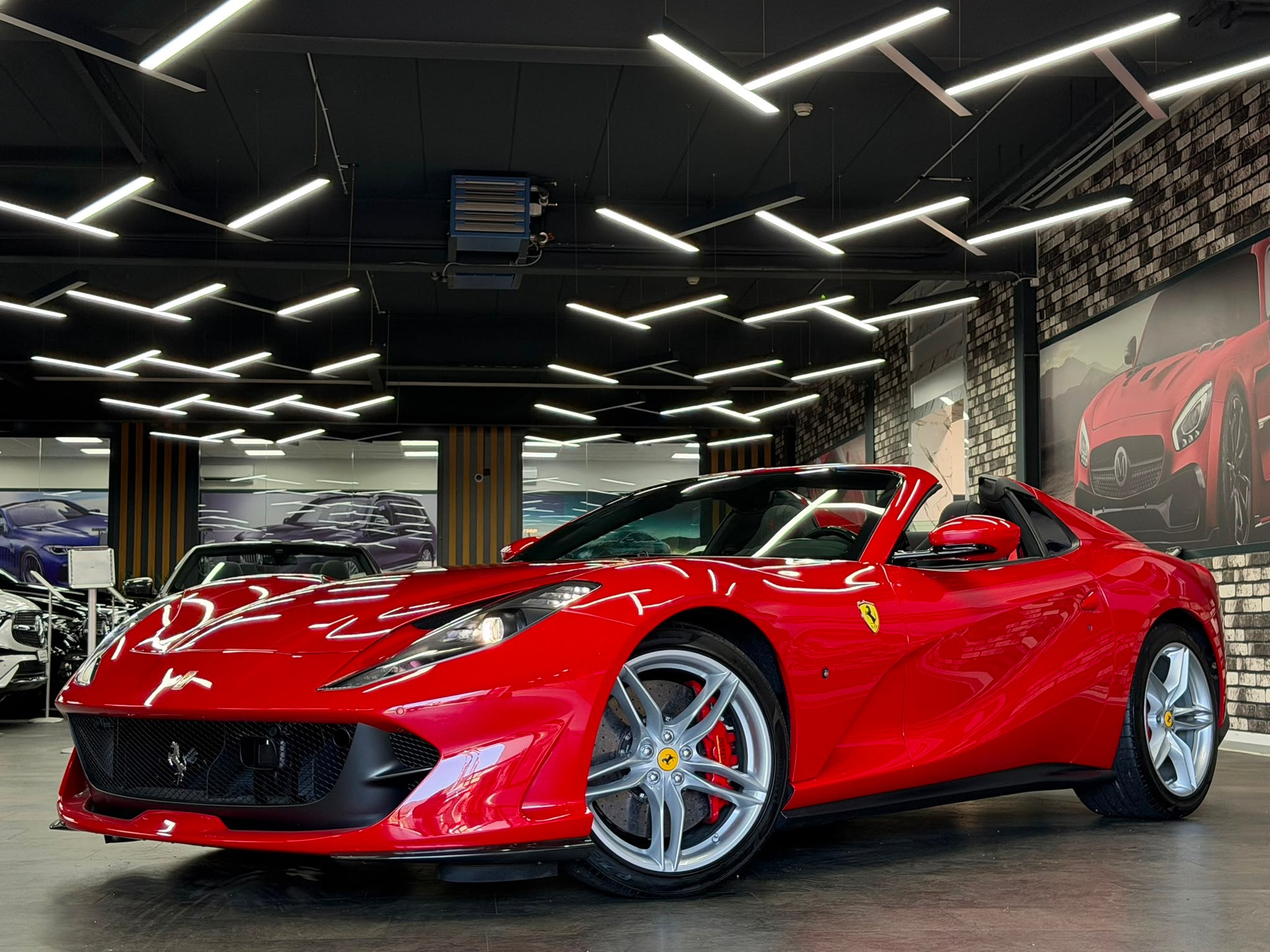 FERRARI 812 GTS-image-2