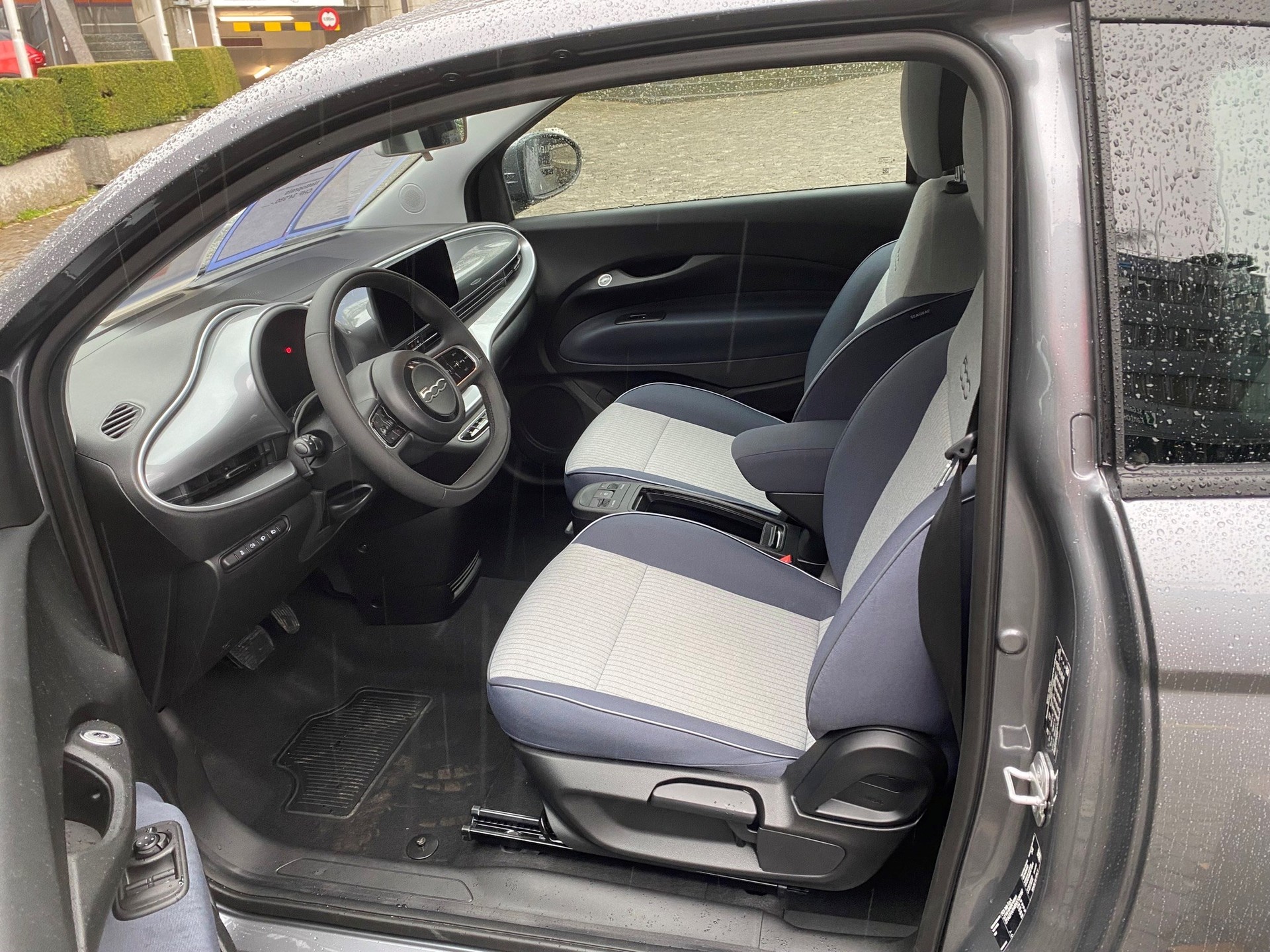 FIAT 500 3+1 electric 87 kW Icon-image-5