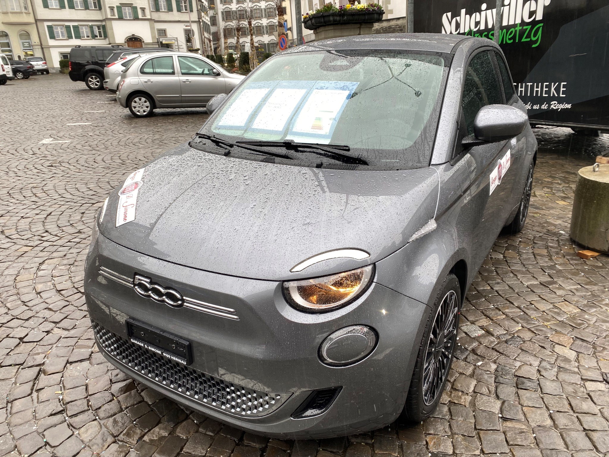 Car photo