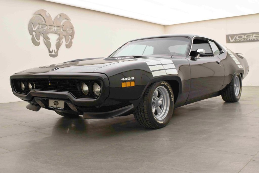 PLYMOUTH Roadrunner 440 SIX Pack-image-0