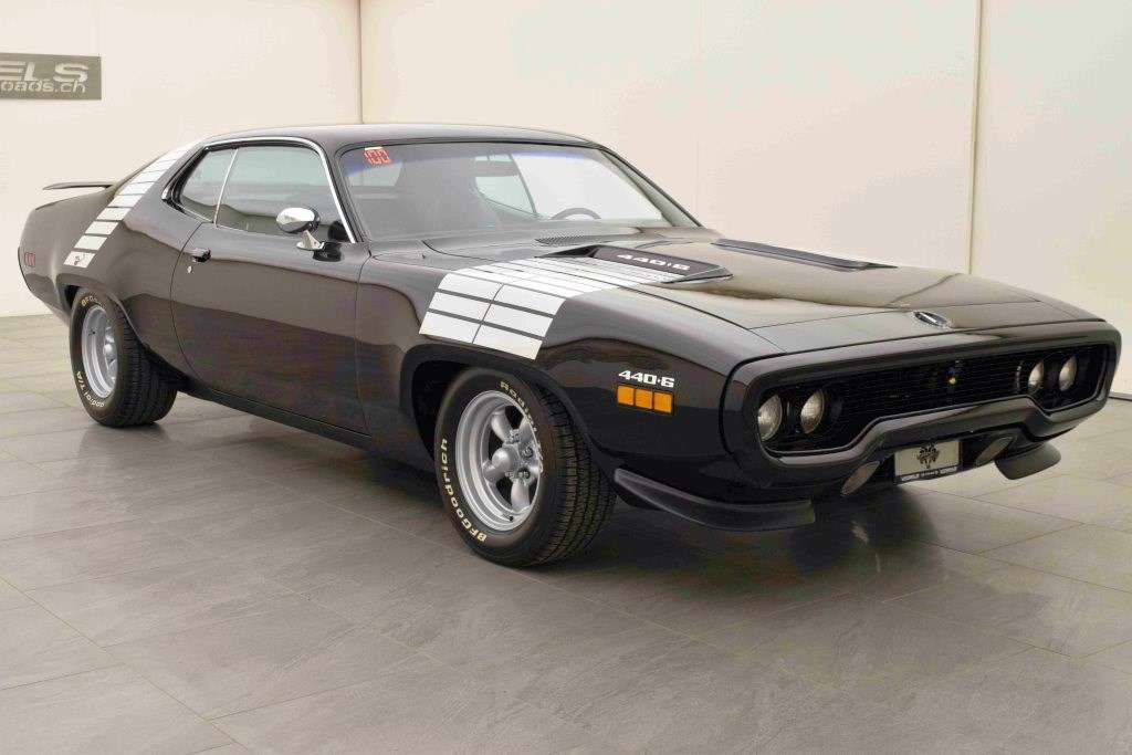 PLYMOUTH Roadrunner 440 SIX Pack-image-2