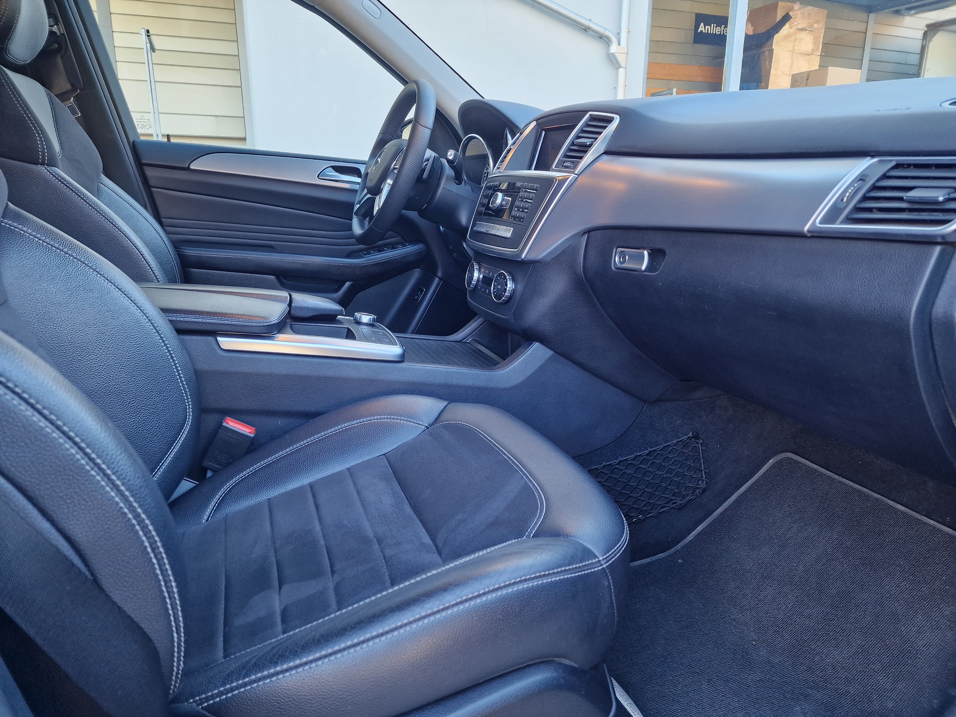 MERCEDES-BENZ ML 350 BlueTEC Executive 4Matic 7G-Tronic-image-17
