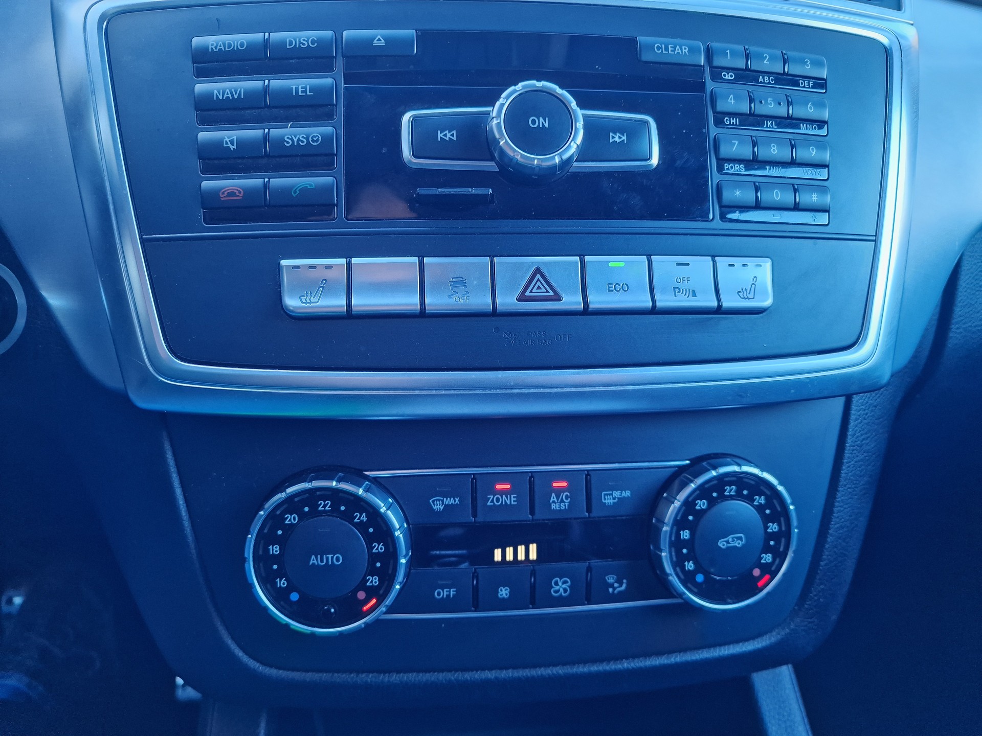 MERCEDES-BENZ ML 350 BlueTEC Executive 4Matic 7G-Tronic-image-22