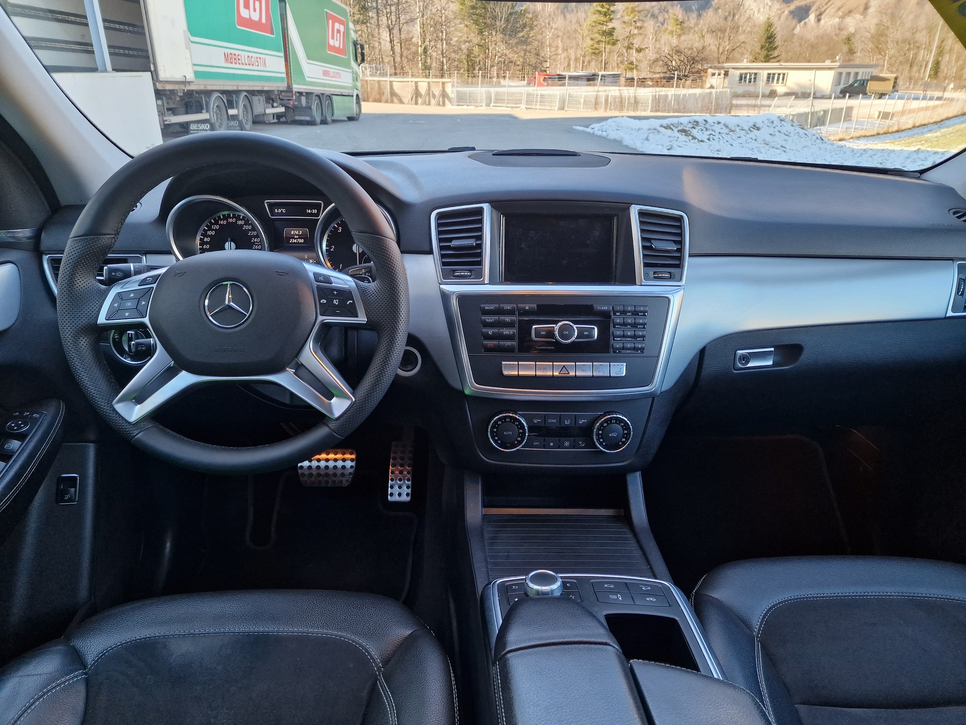 MERCEDES-BENZ ML 350 BlueTEC Executive 4Matic 7G-Tronic-image-15