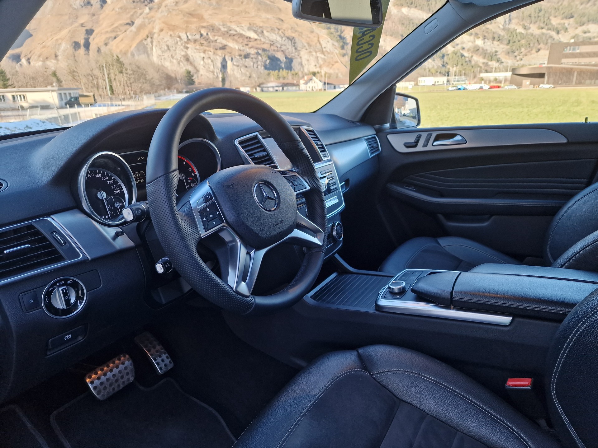 MERCEDES-BENZ ML 350 BlueTEC Executive 4Matic 7G-Tronic-image-13