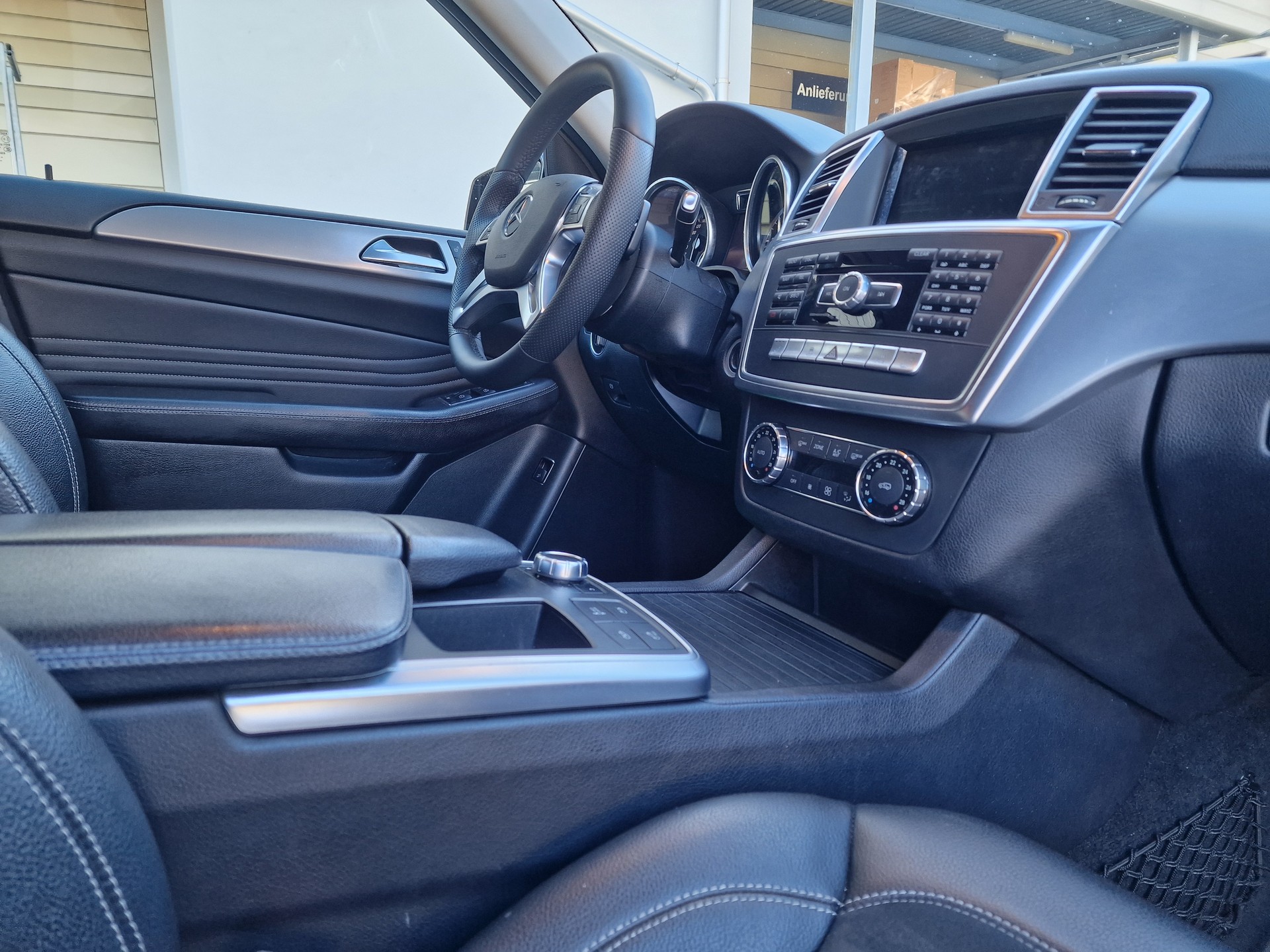MERCEDES-BENZ ML 350 BlueTEC Executive 4Matic 7G-Tronic-image-18