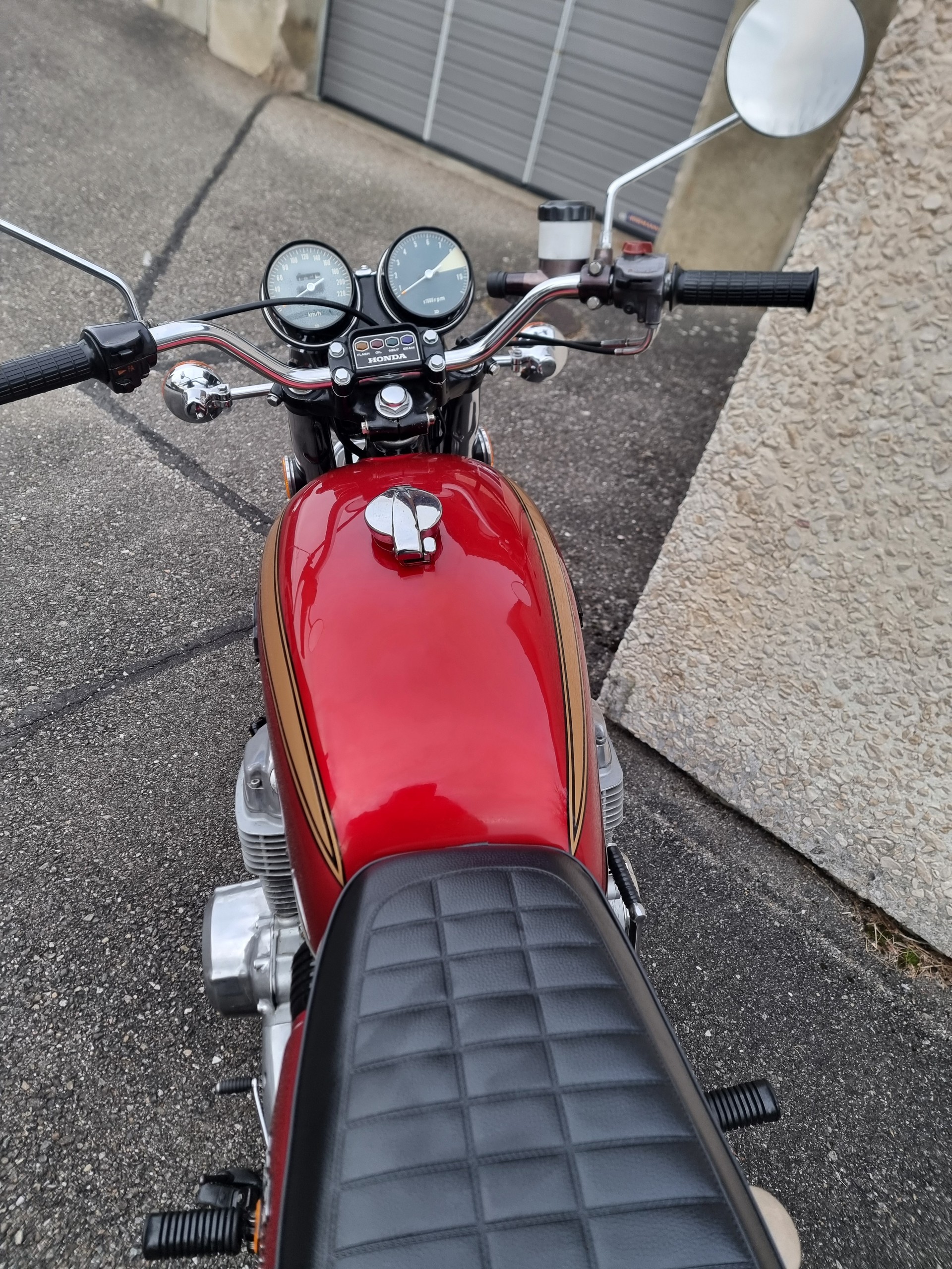 HONDA CB 750 Four-image-1