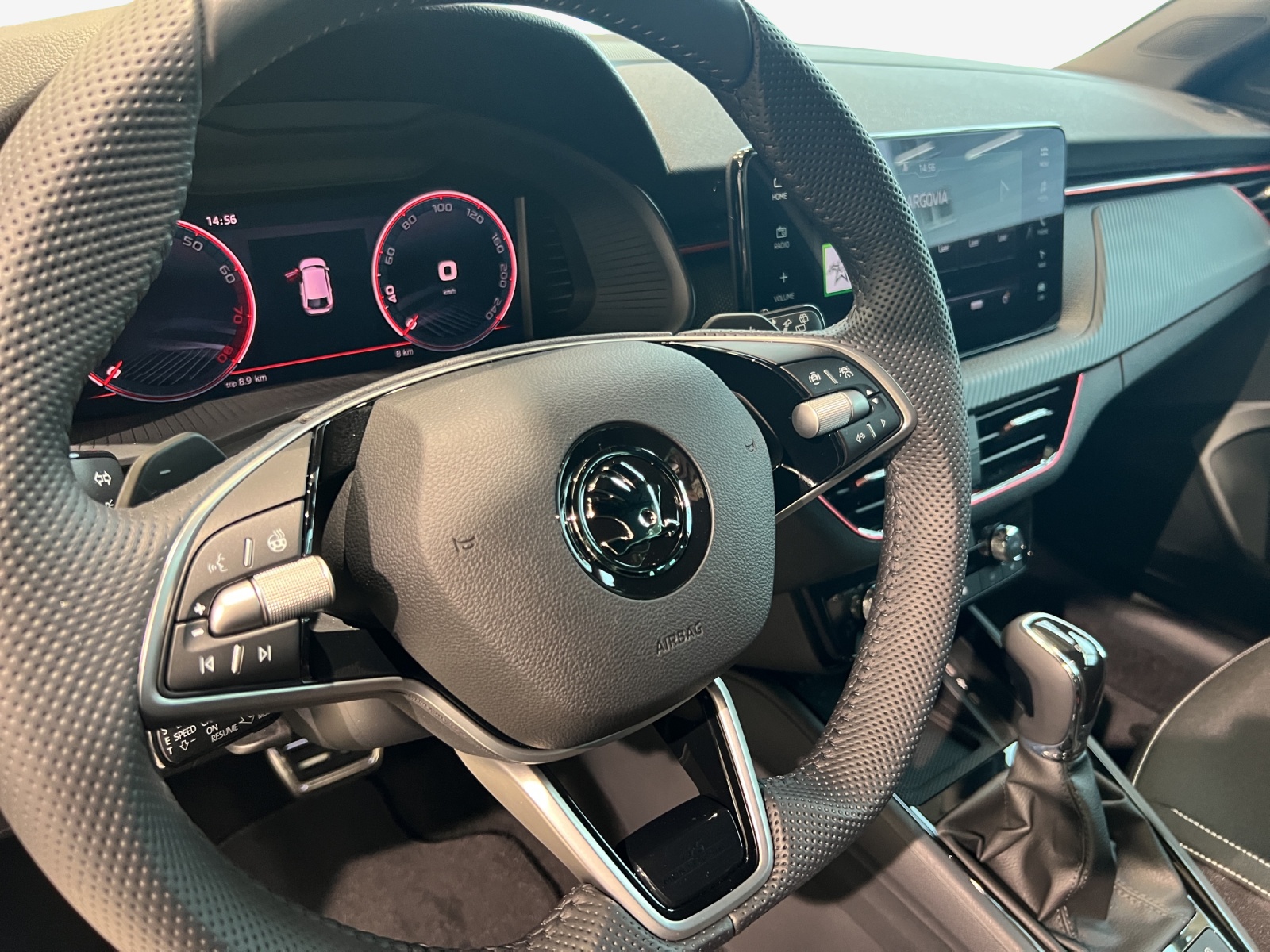 SKODA Scala 1.0 TSI Monte Carlo DSG-image-14