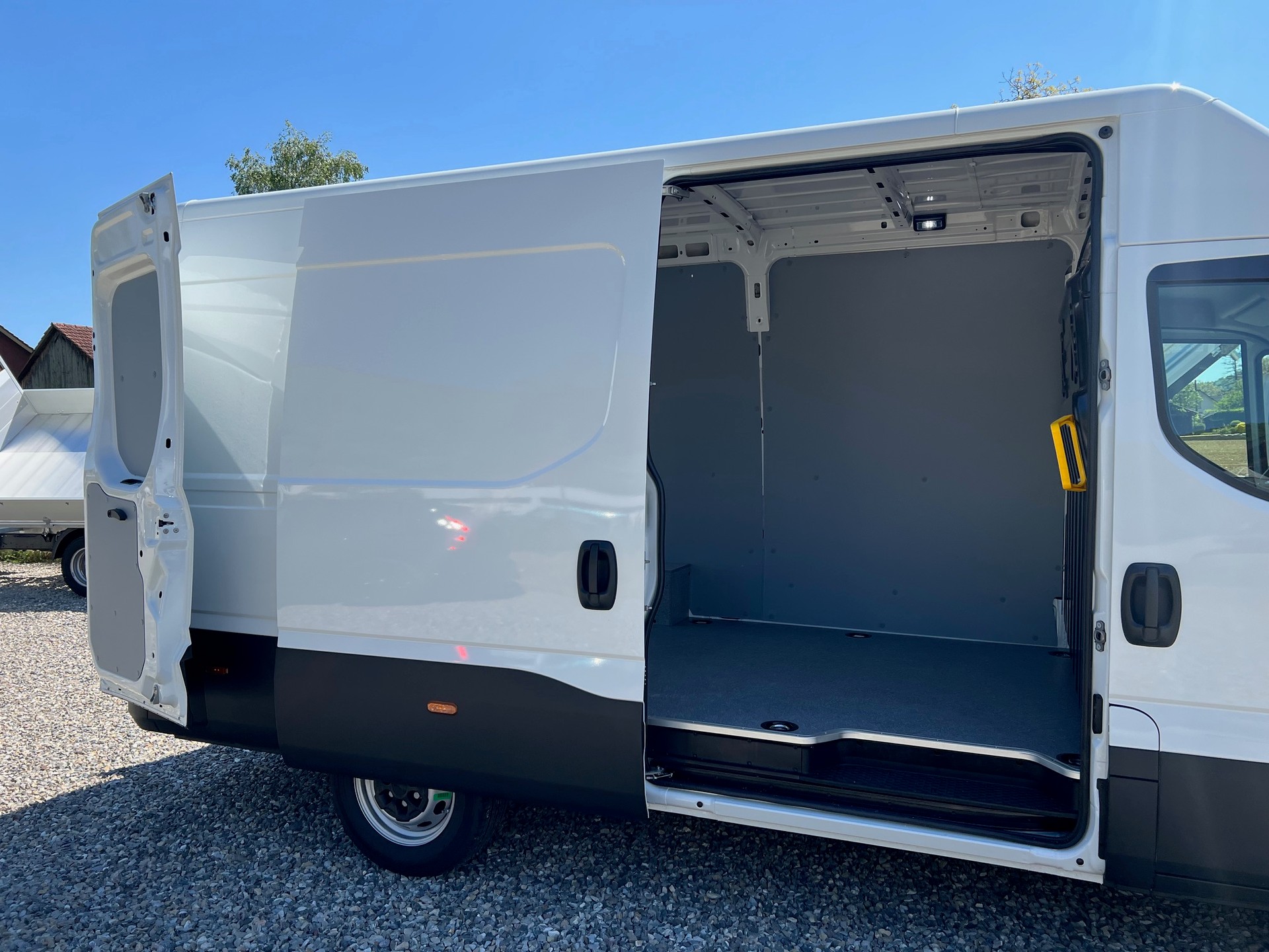 IVECO 35 S 18H A8 V-image-7