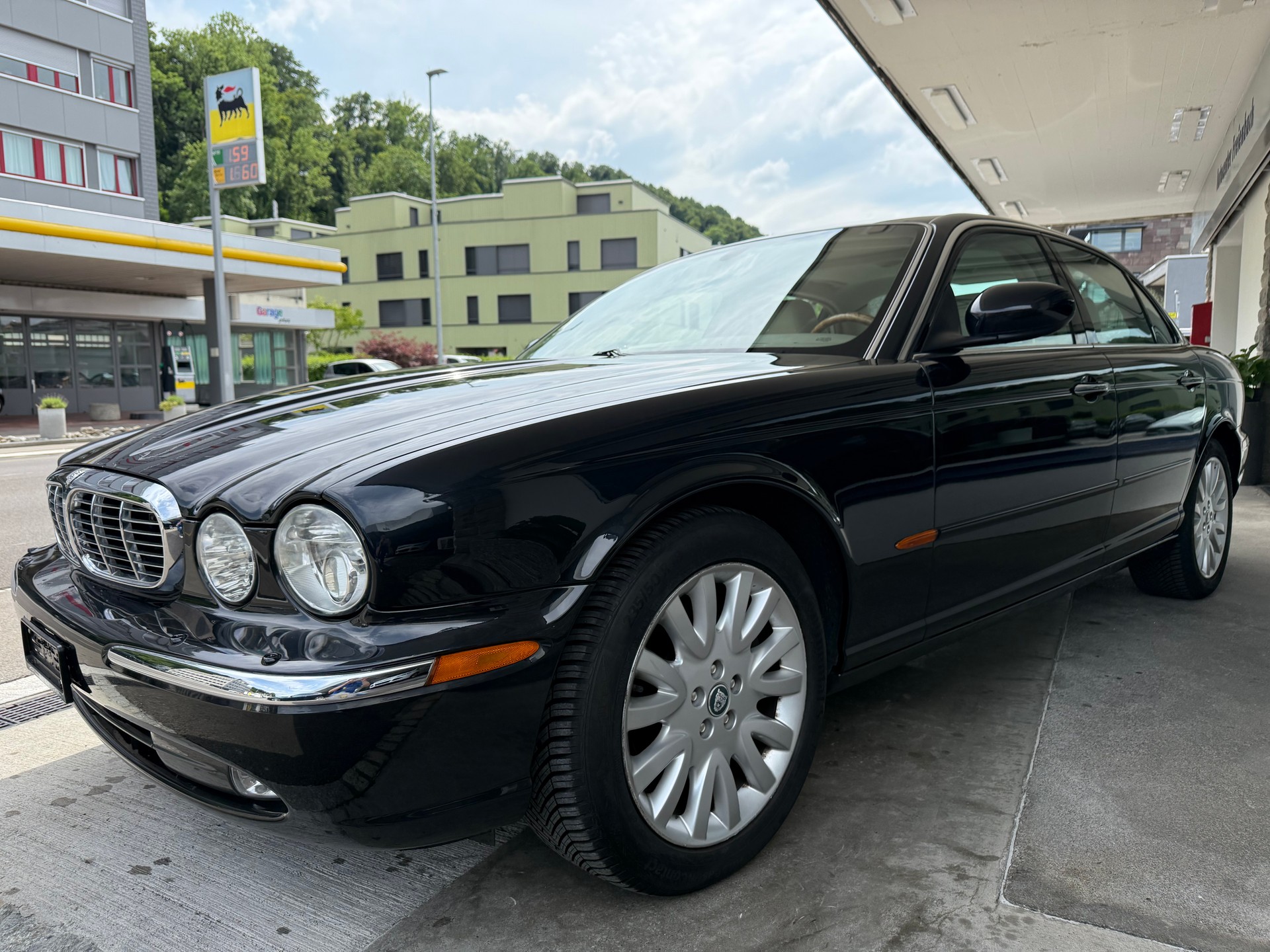 JAGUAR XJ8 4.2 V8 Executive-image-0