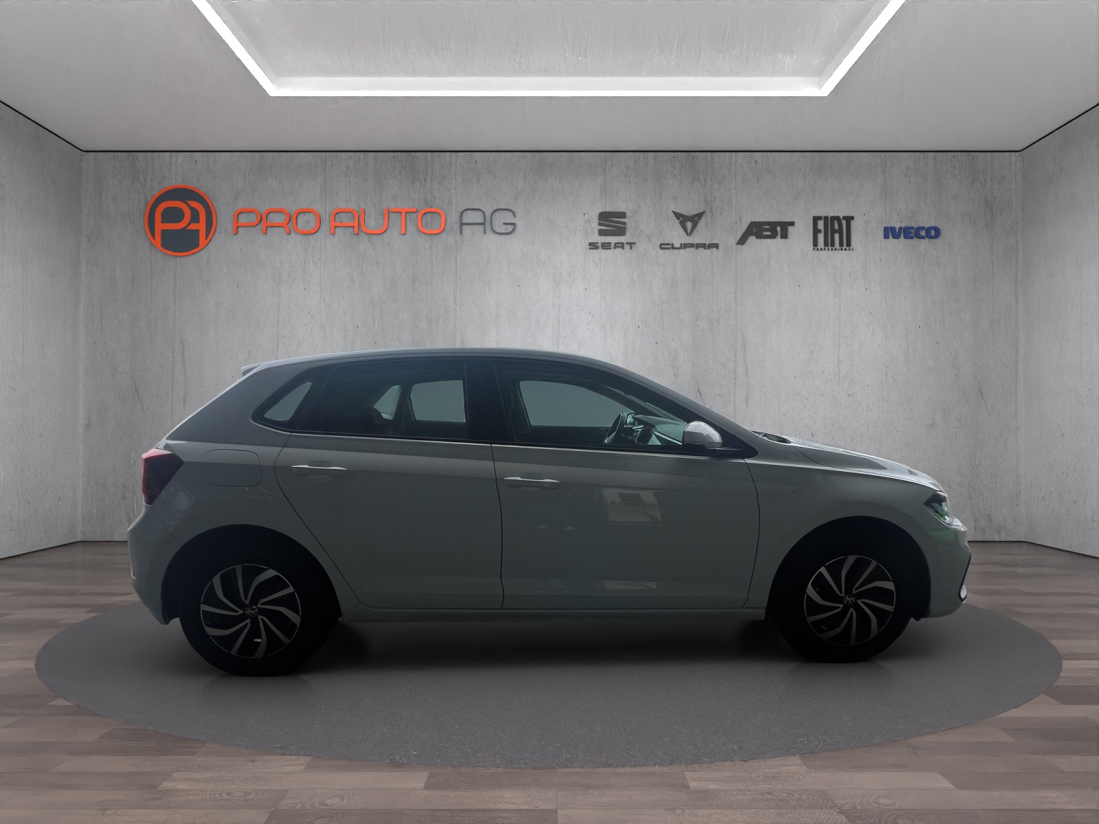 VW Polo 1.0 TSI Basis-image-5