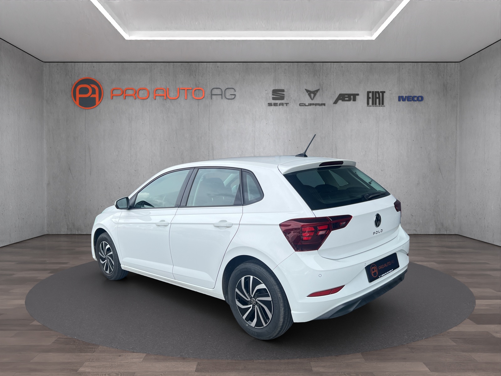VW Polo 1.0 TSI Basis-image-2