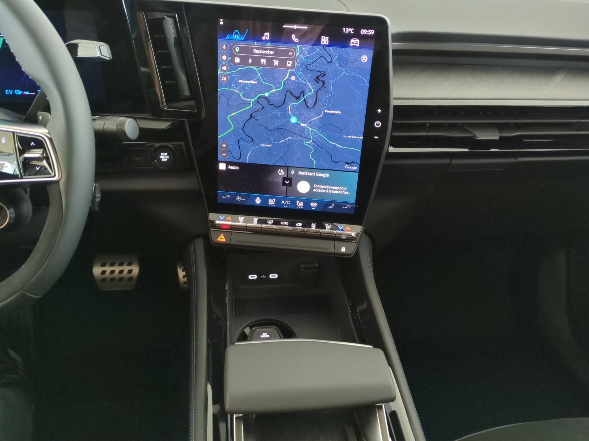 RENAULT Rafale 1.2 E-Tech Plug-in Hybrid 300 4x4 Atelier Alpine-image-11