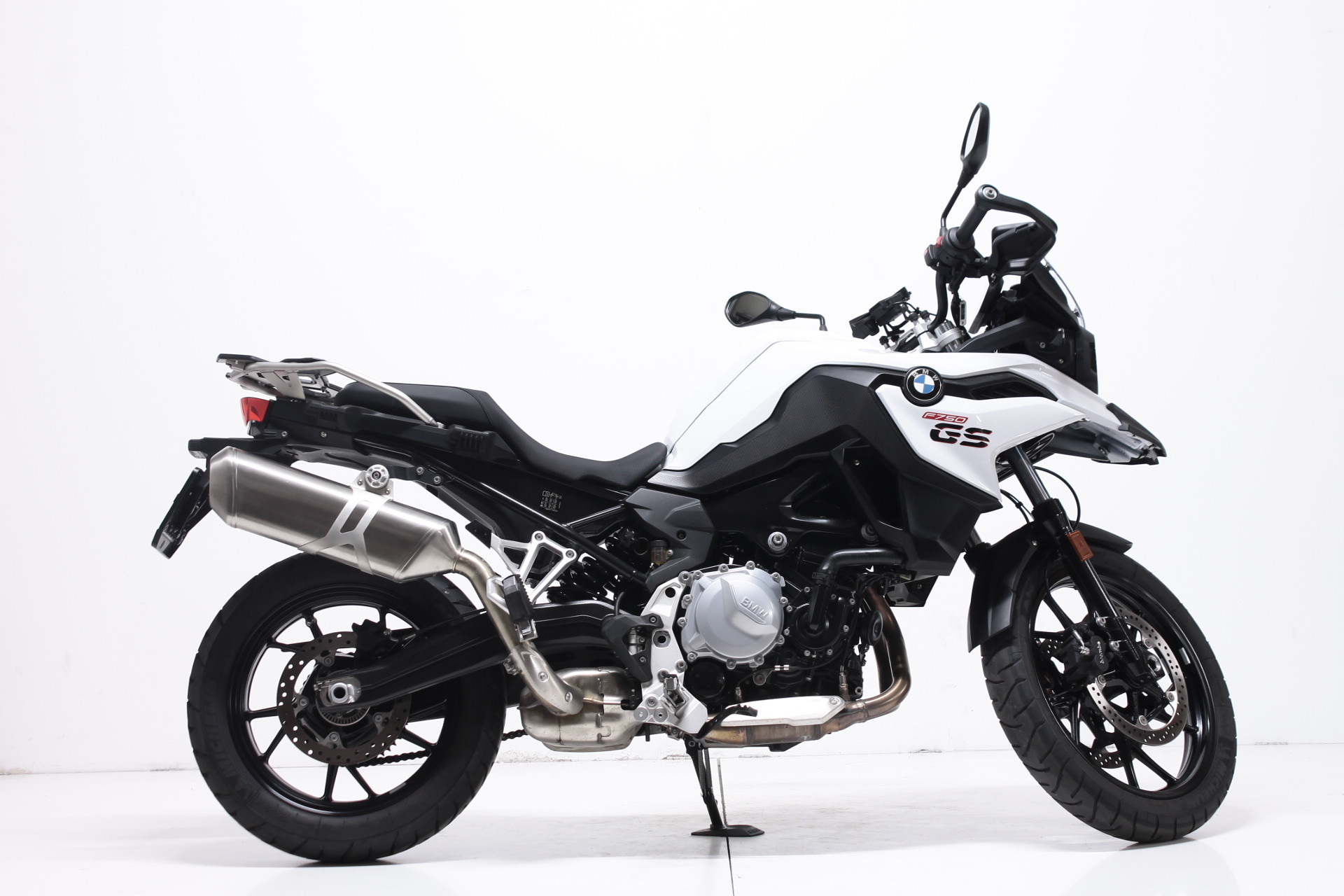 BMW F 750 GS-showroom-element-1